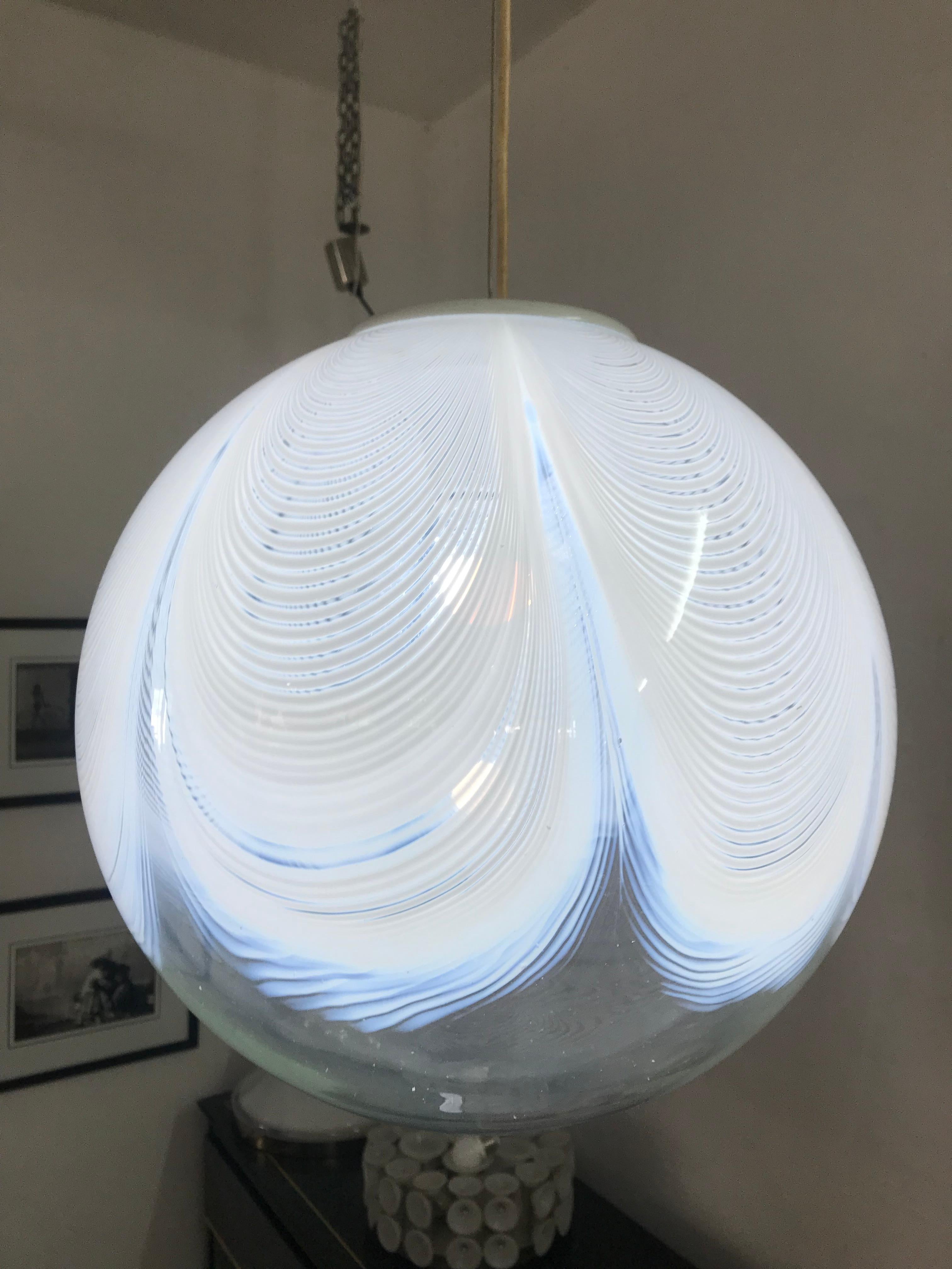 20th Century Mid-Century Modern Sphere Chandelier in Murano Glass, circa 1970 by Veluce