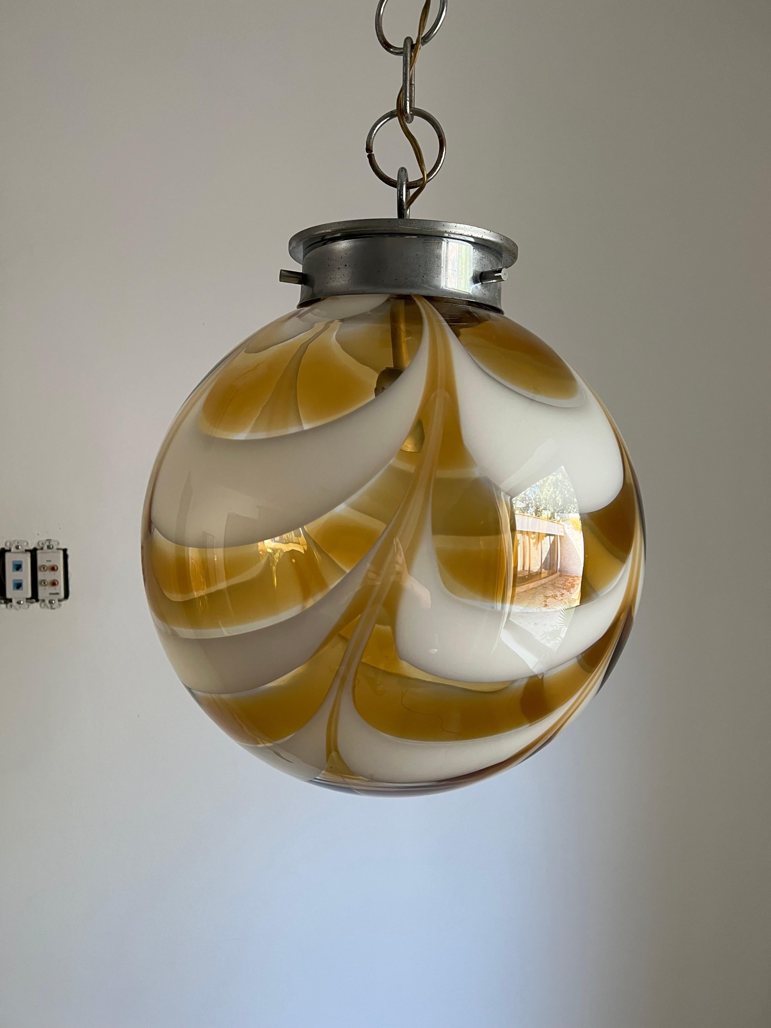 Mid-Century Modern Sphere Chandelier in Murano Swirl Glass by Mazzega, Ca 1970 For Sale 1