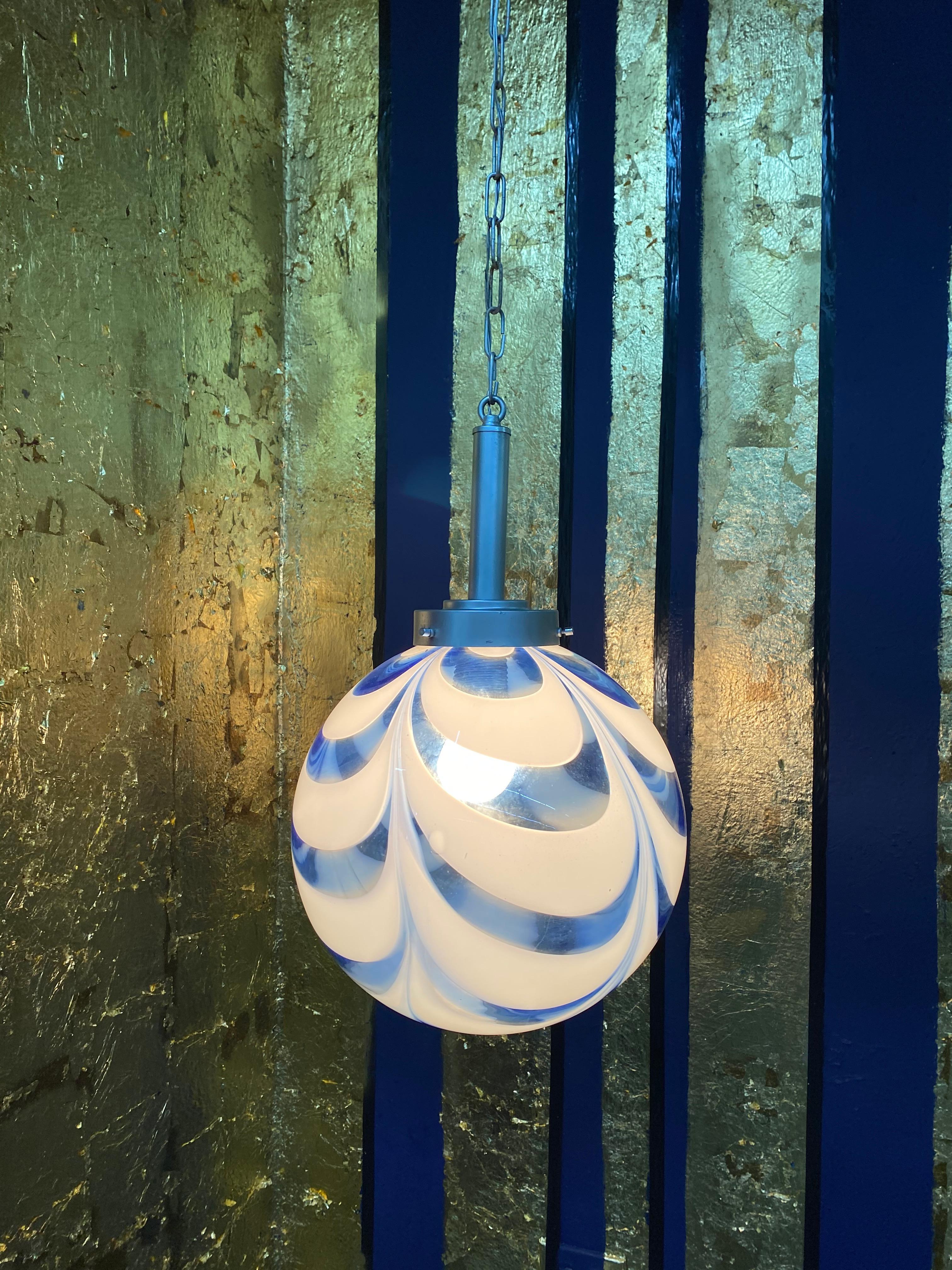 Mid-Century Modern Sphere Chandelier in Murano Swirl Glass , Mazzega, circa 1970 For Sale 4