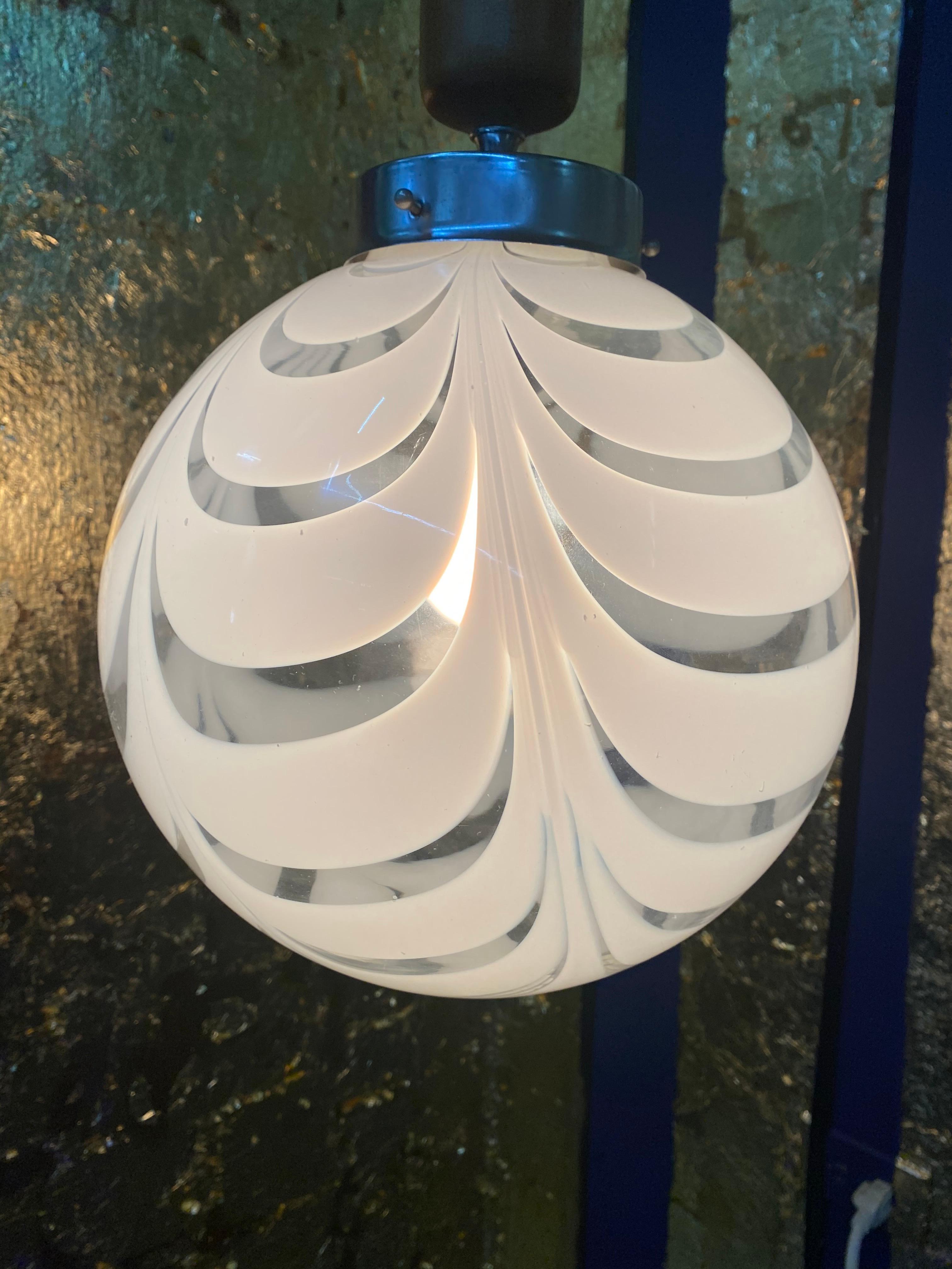 Mid-Century Modern Sphere Chandelier in Murano Swirl Glass , Mazzega, circa 1970 For Sale 9