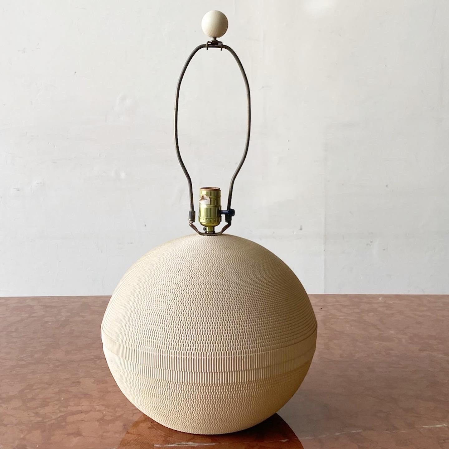 Mid Century Modern Spherical Corrugated Cardboard Table Lamp In Good Condition In Delray Beach, FL