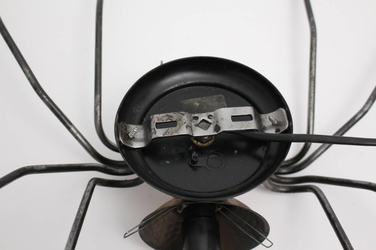 Metal Mid-Century Modern Vintage Spider Wall Lamp 1950s Italy For Sale