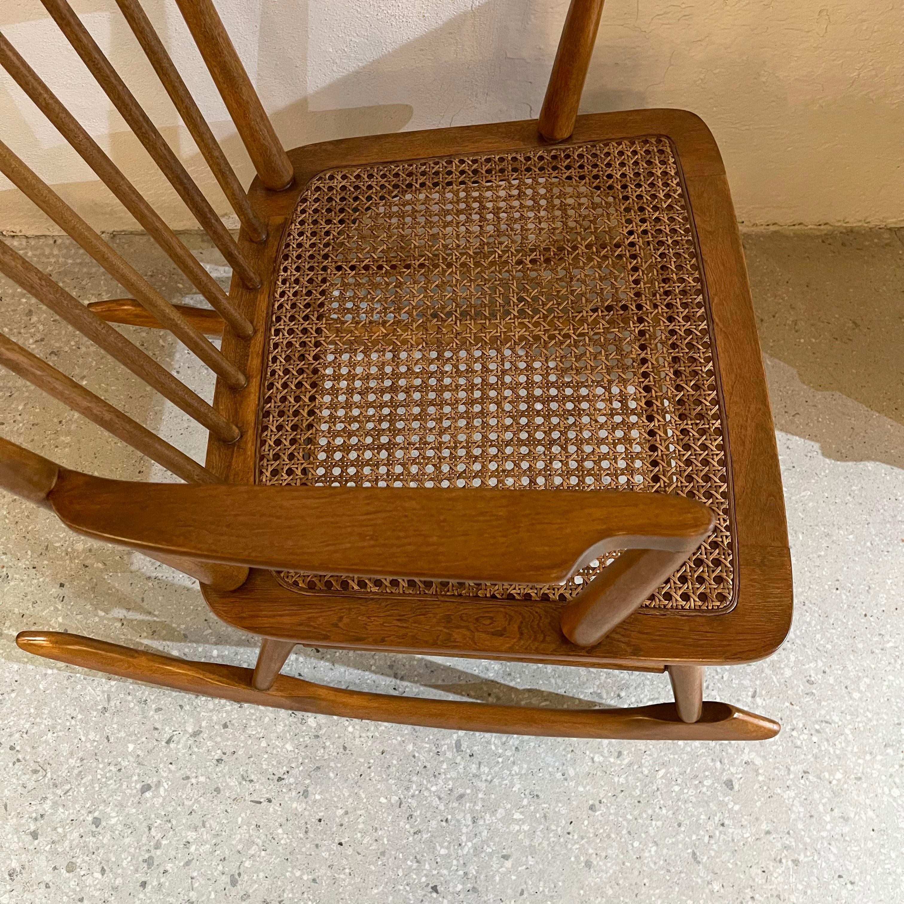 Mid-Century Modern Spindle Back Cane Seat Rocking Chair For Sale 5