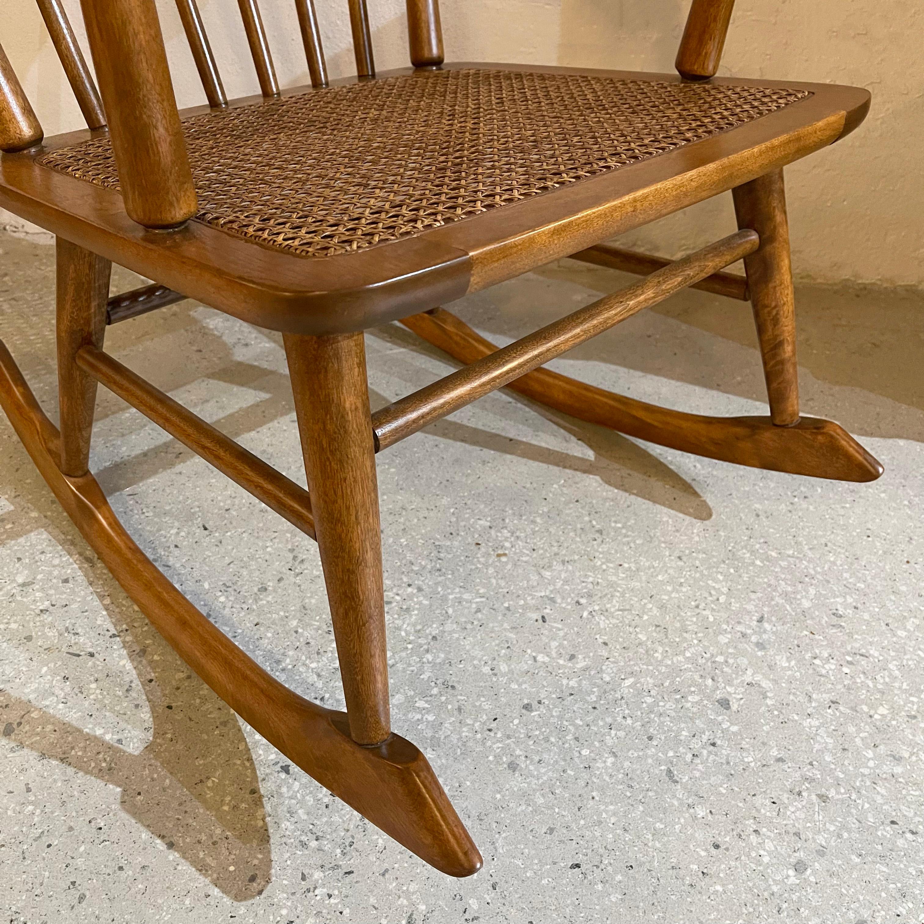Mid-Century Modern Spindle Back Cane Seat Rocking Chair For Sale 4