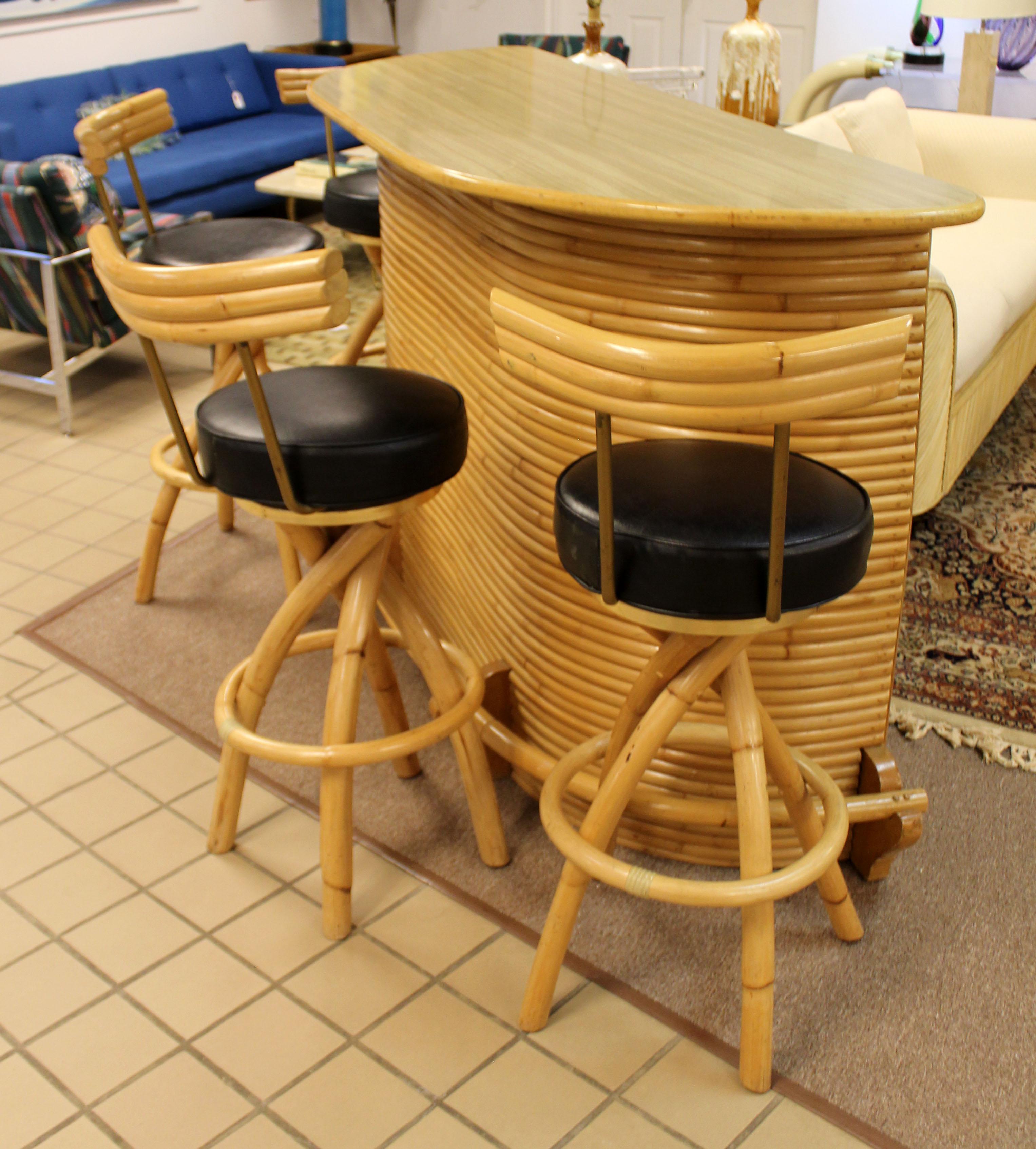 Late 20th Century Mid-Century Modern Split Reed Bamboo Bar & 4 Barstools