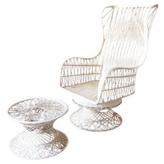 Mid Century Modern Spun Fiberglass Lounge Chair & Ottoman