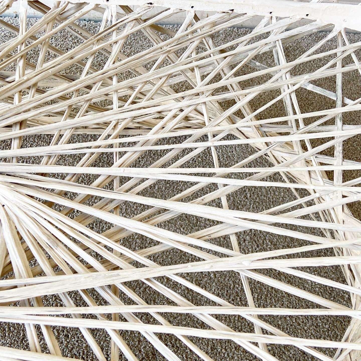 Poltrona in fibra di vetro filata moderna del Mid Century in vendita 2
