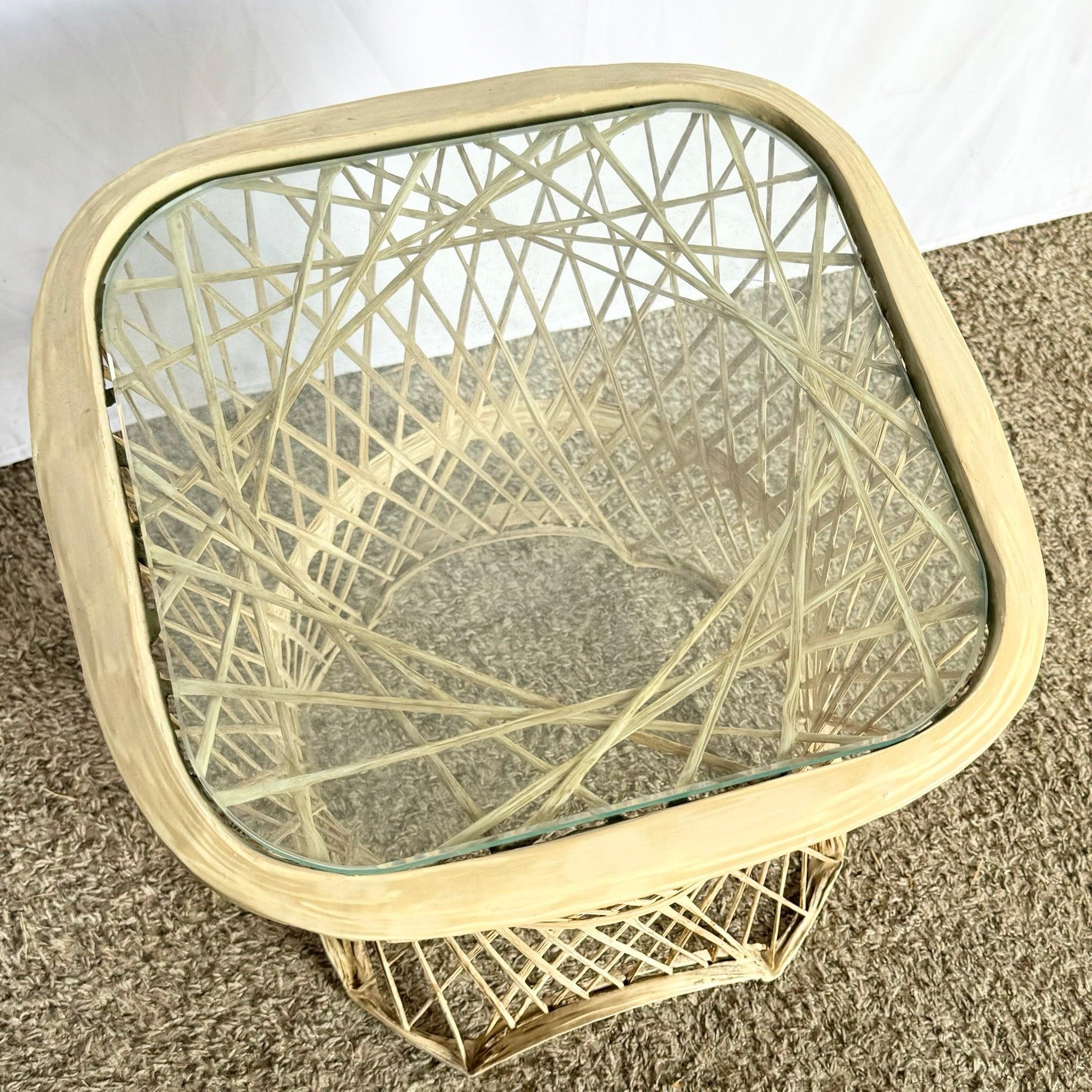 Mid-Century Modern Spun Fiberglass Side Table—lightweight design with vintage charm, perfect for any retro-inspired interior.​
 
 We sell items as acquired, without restoring or repairing. Vintage pieces may have age-related wear. Review photos