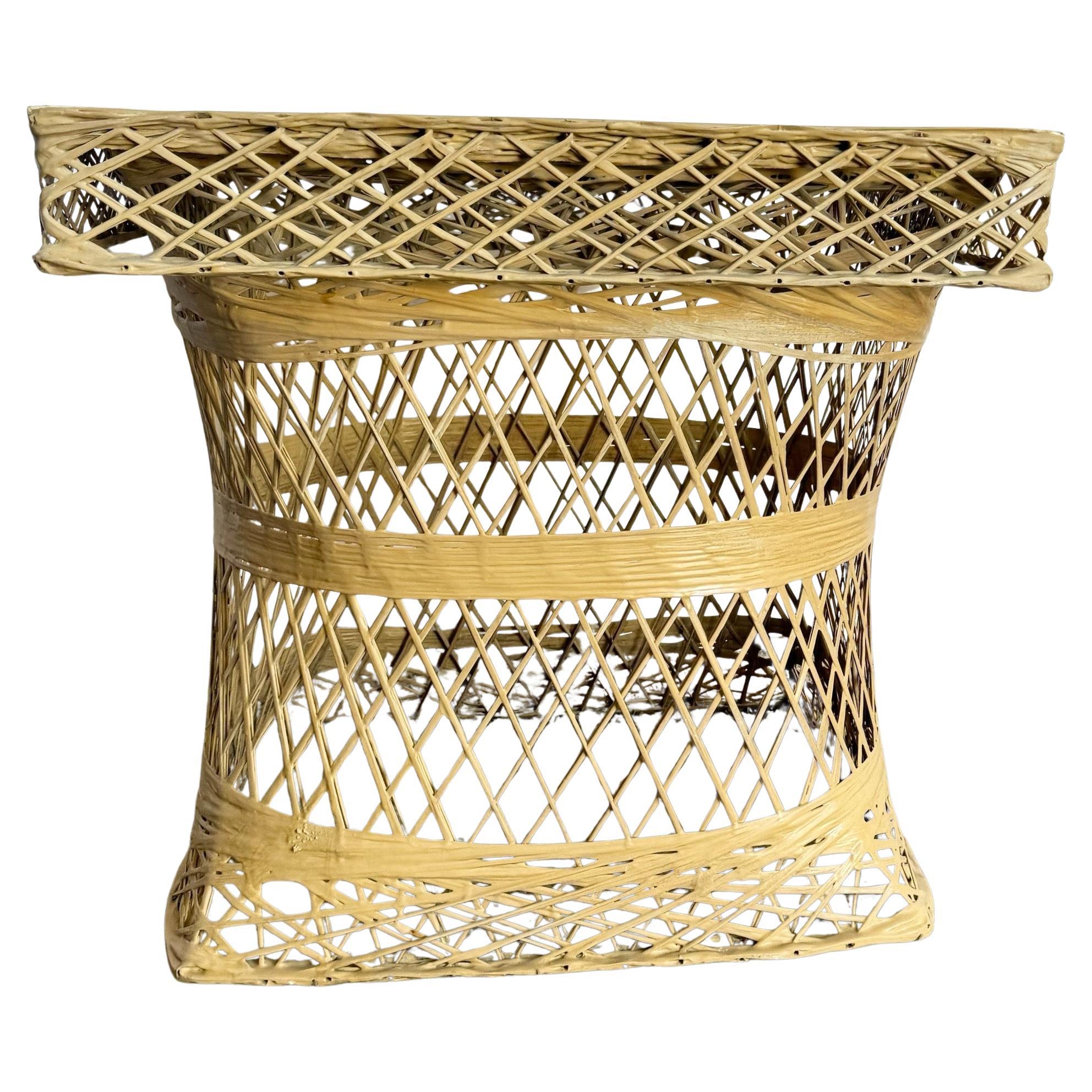 Table d'appoint en fibre de verre filée de style The Moderns avec plateau en verre amovible