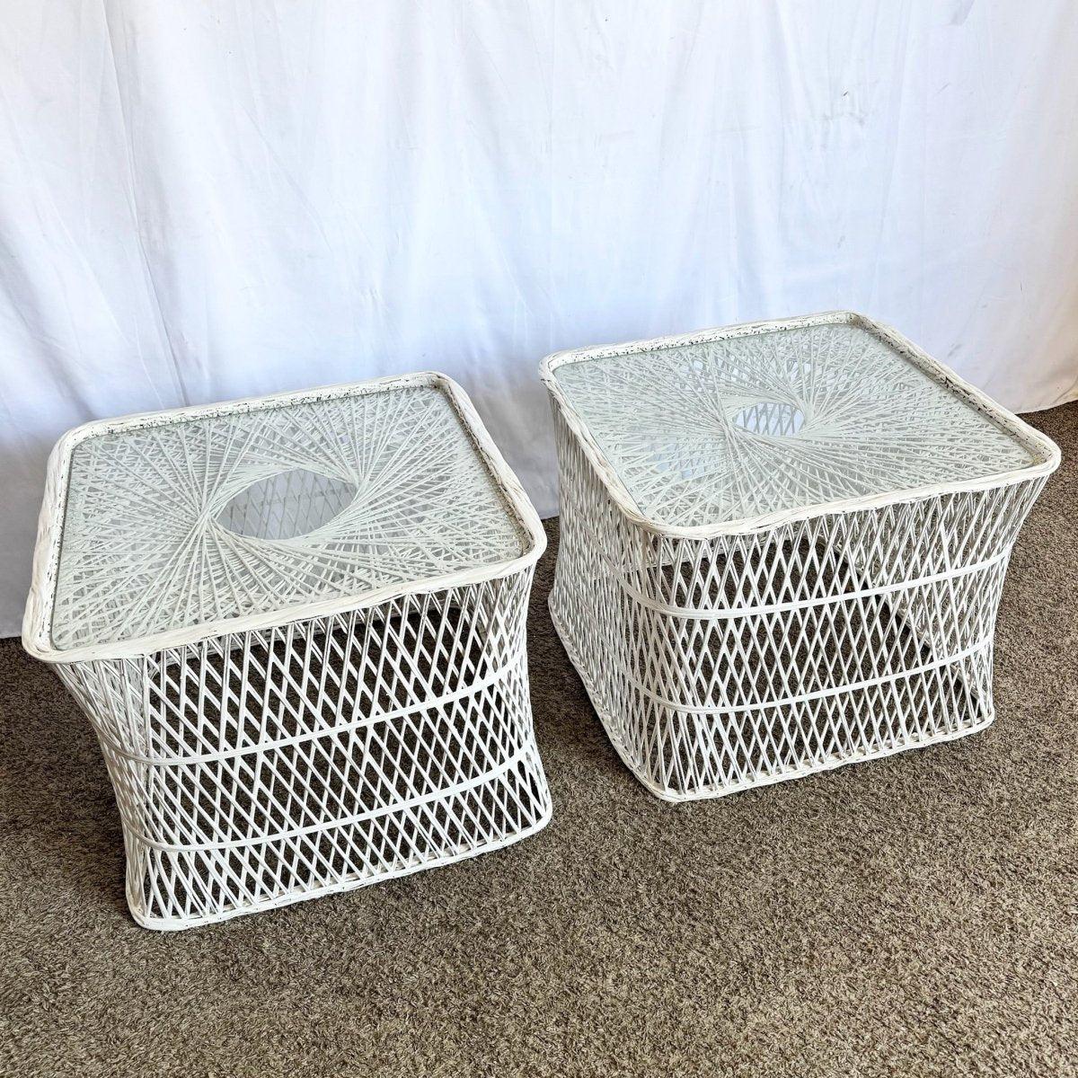 Mid Century Modern Spun Fiberglass Side Tables - A Pair In Good Condition For Sale In Delray Beach, FL