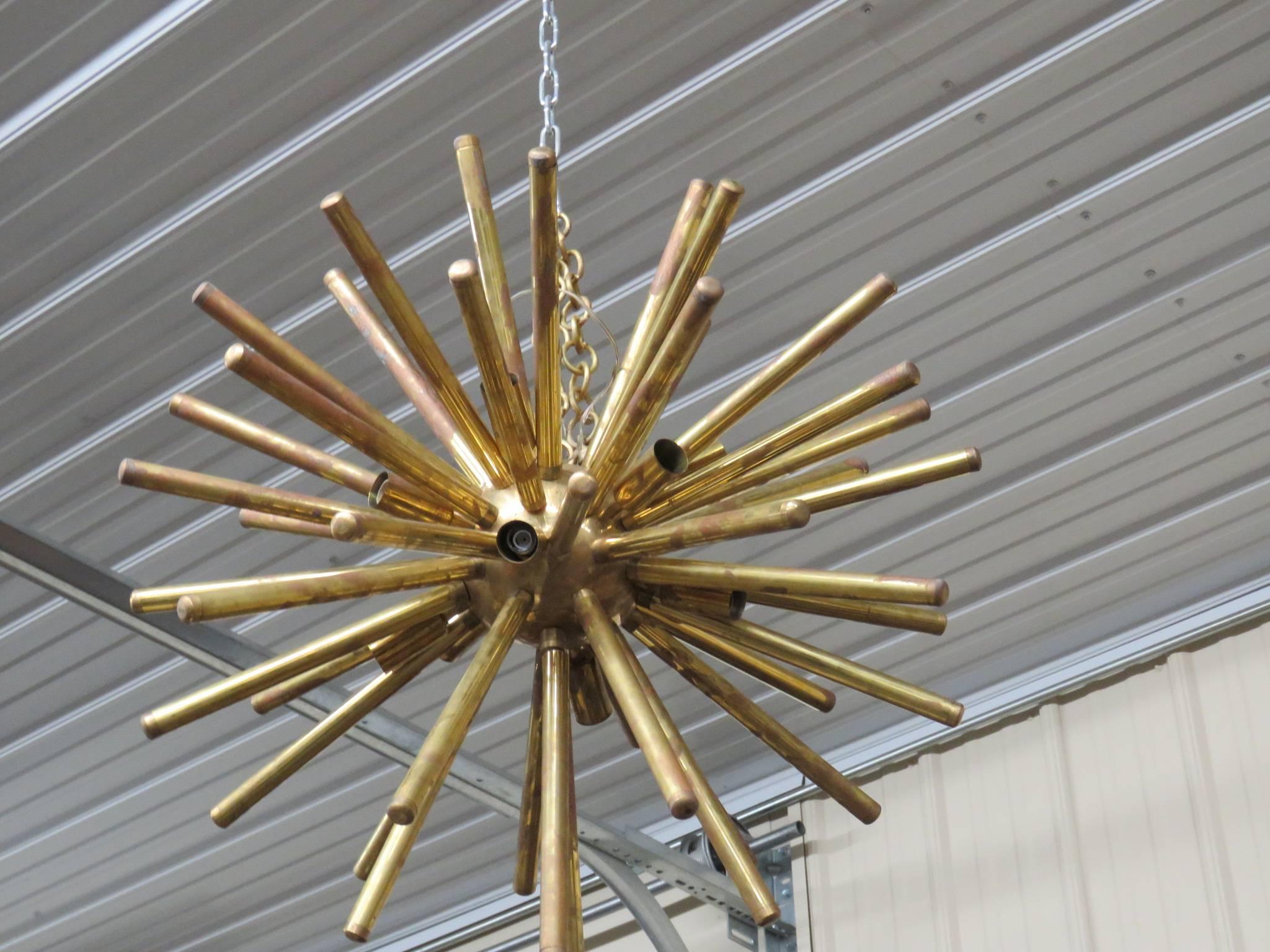 Italian Brass Mid-Century Modern Sputnik Chandelier In Good Condition In Swedesboro, NJ