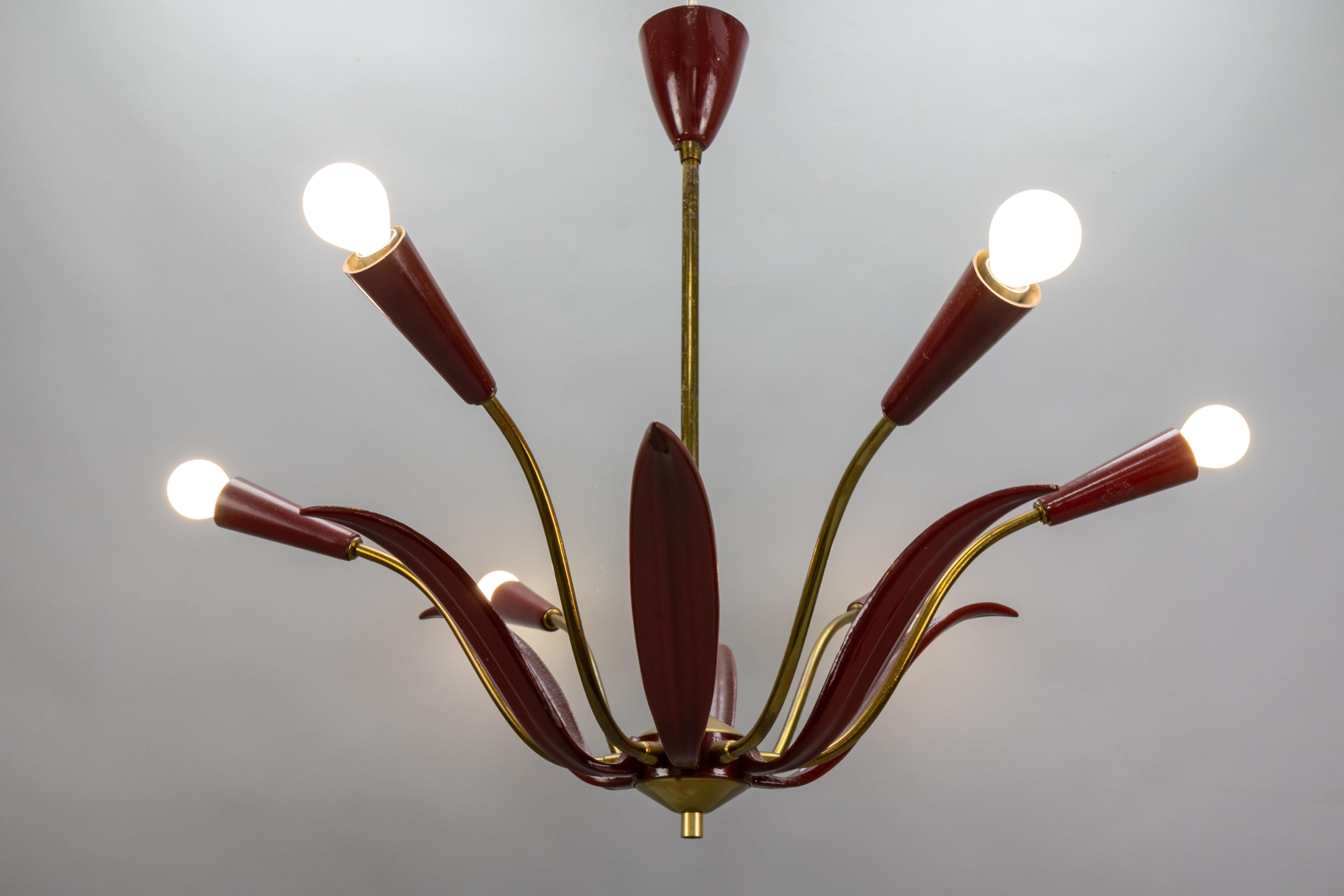 Lampadario Sputnik Modern di metà secolo in rosso e ottone, design a sei luci con fiori in vendita 5