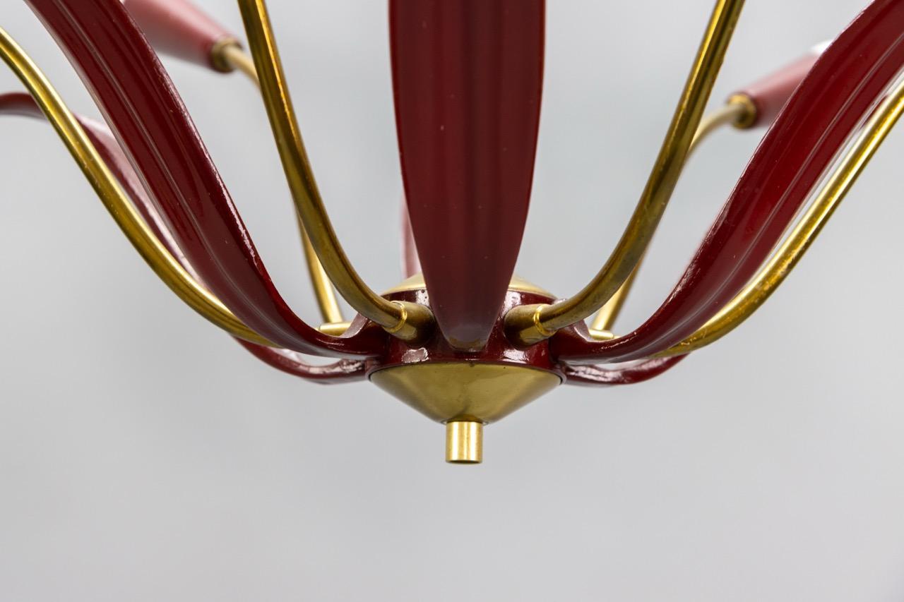 Lampadario Sputnik Modern di metà secolo in rosso e ottone, design a sei luci con fiori in vendita 8
