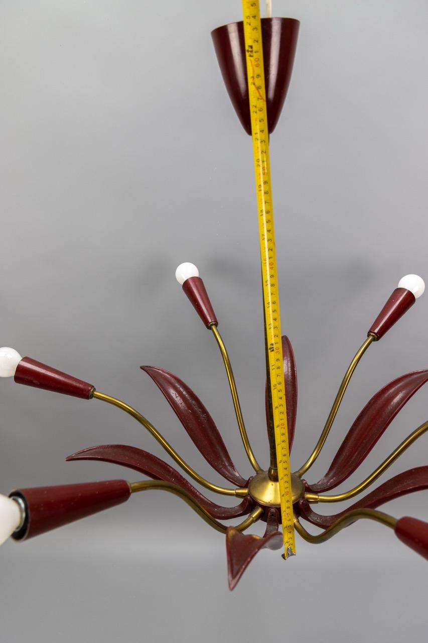 Lampadario Sputnik Modern di metà secolo in rosso e ottone, design a sei luci con fiori in vendita 12