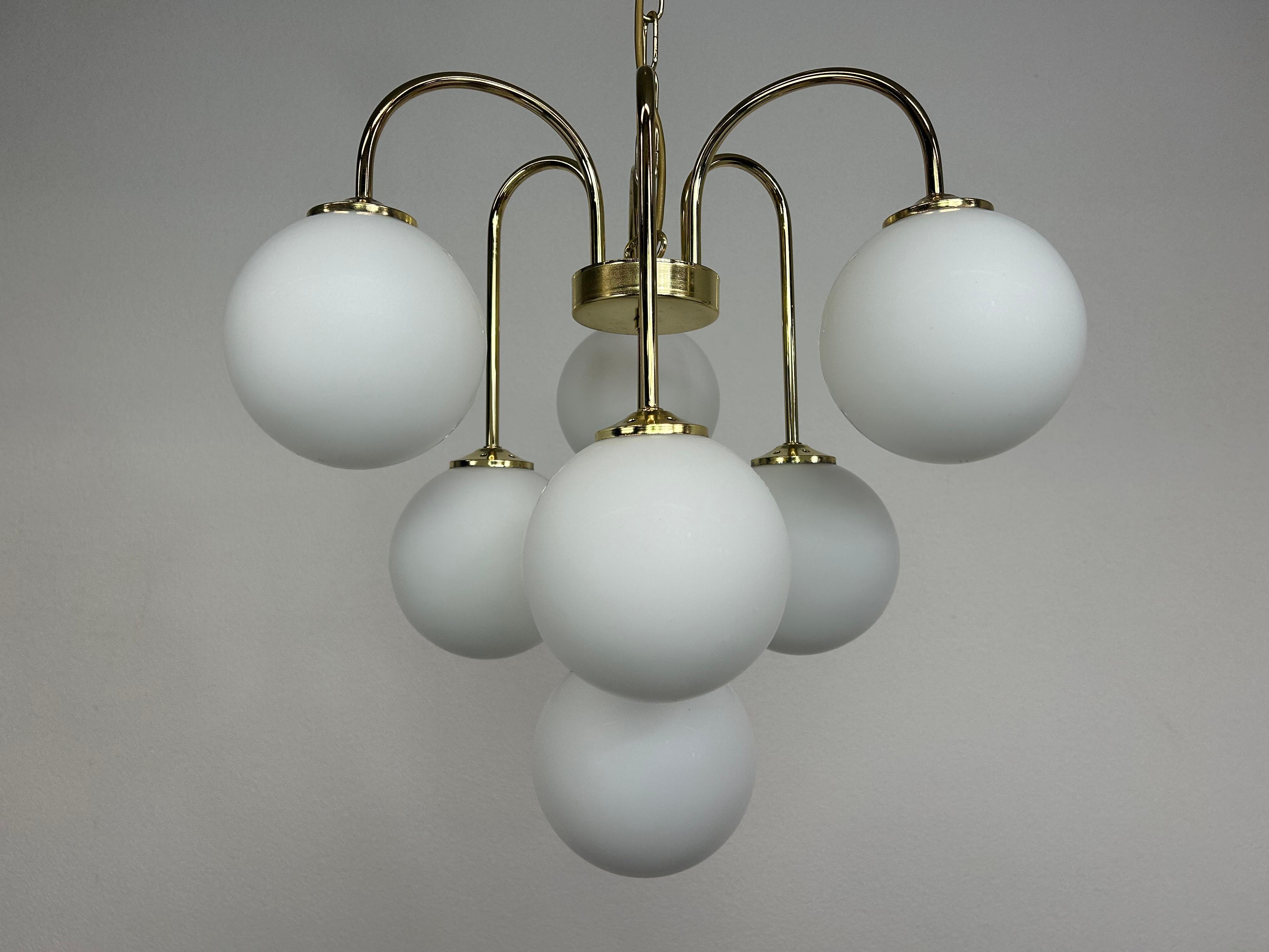 Mid-century modern Sputnik hanging lamp by Jaroslav Bejvl for Lustry Kamenický Šenov in very nice oirignal condition.