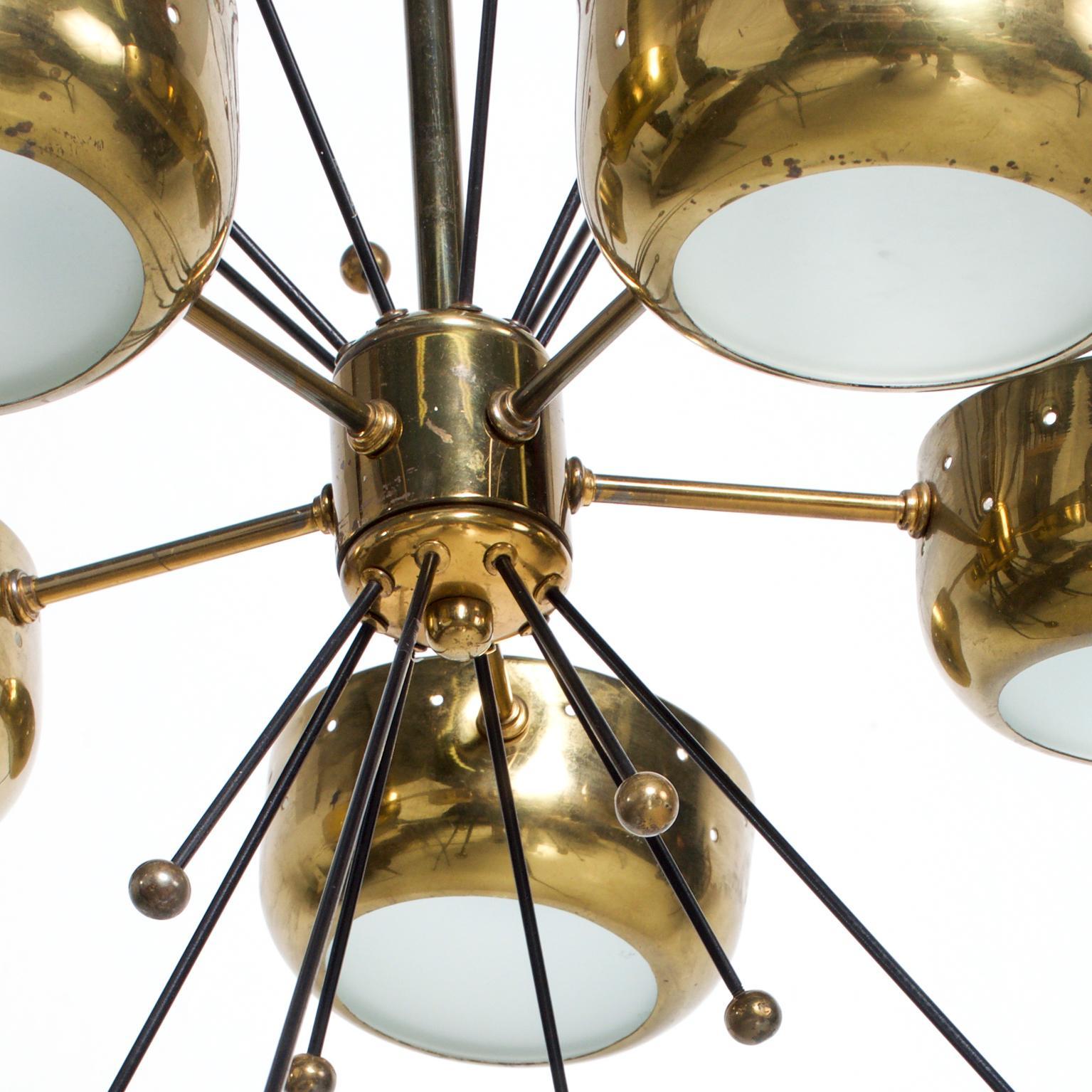 Mid-Century Modern Sputnik Italian Chandelier in Brass Pavo Tynell Attributed #2 In Good Condition In Chula Vista, CA