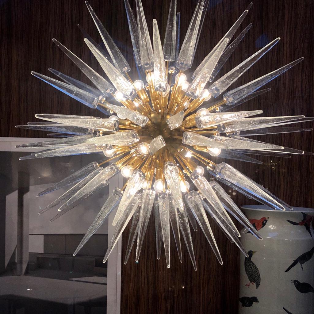 Mid-20th Century Mid-Century Modern Sputnik Murano Glass and Brass Italian Chandelier For Sale