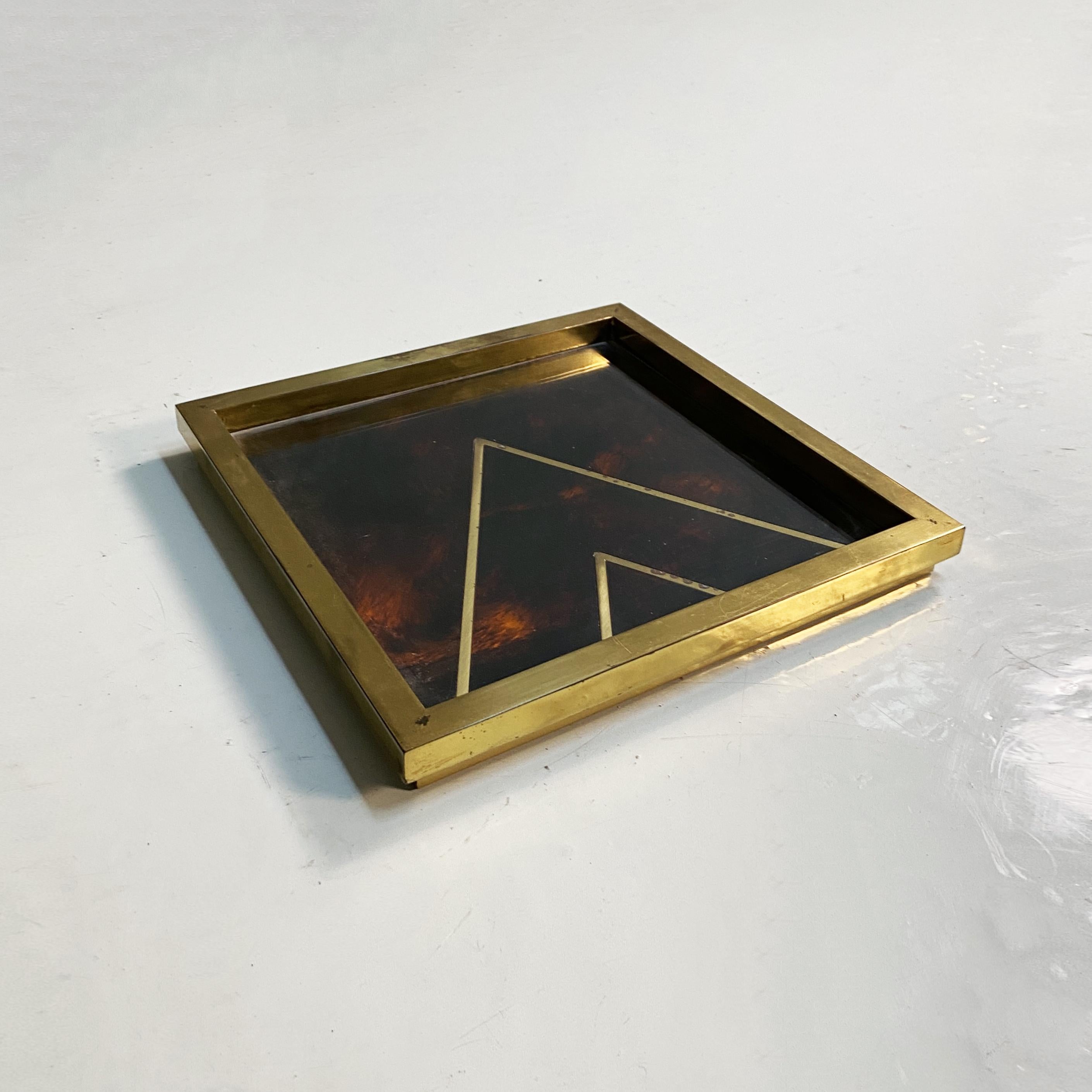Mid-Century Modern Square Brass and Briar Effect Plexiglass Object Holder, 1970s In Good Condition For Sale In MIlano, IT