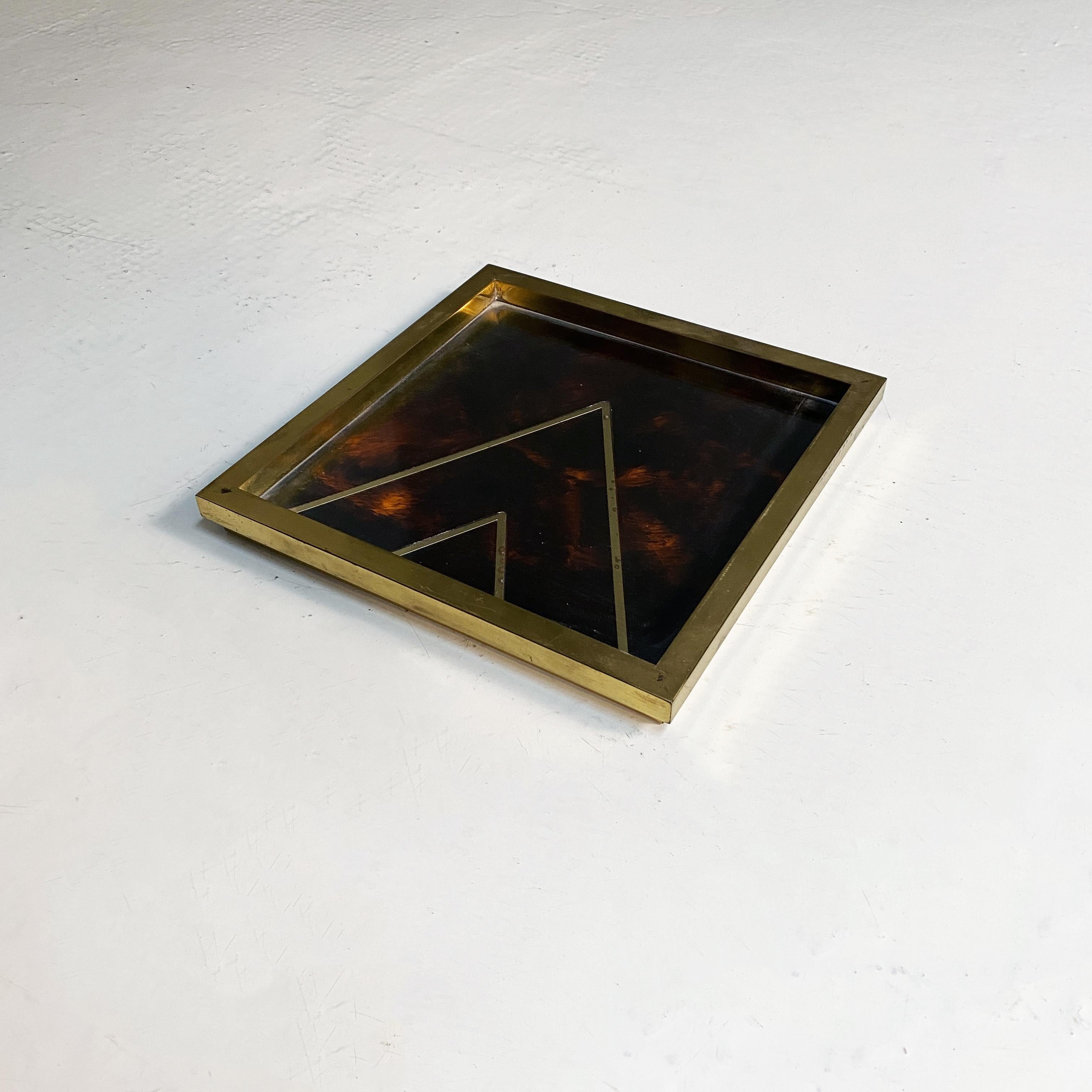 Mid-Century Modern Square Brass and Briar Effect Plexiglass Object Holder, 1970s For Sale 1