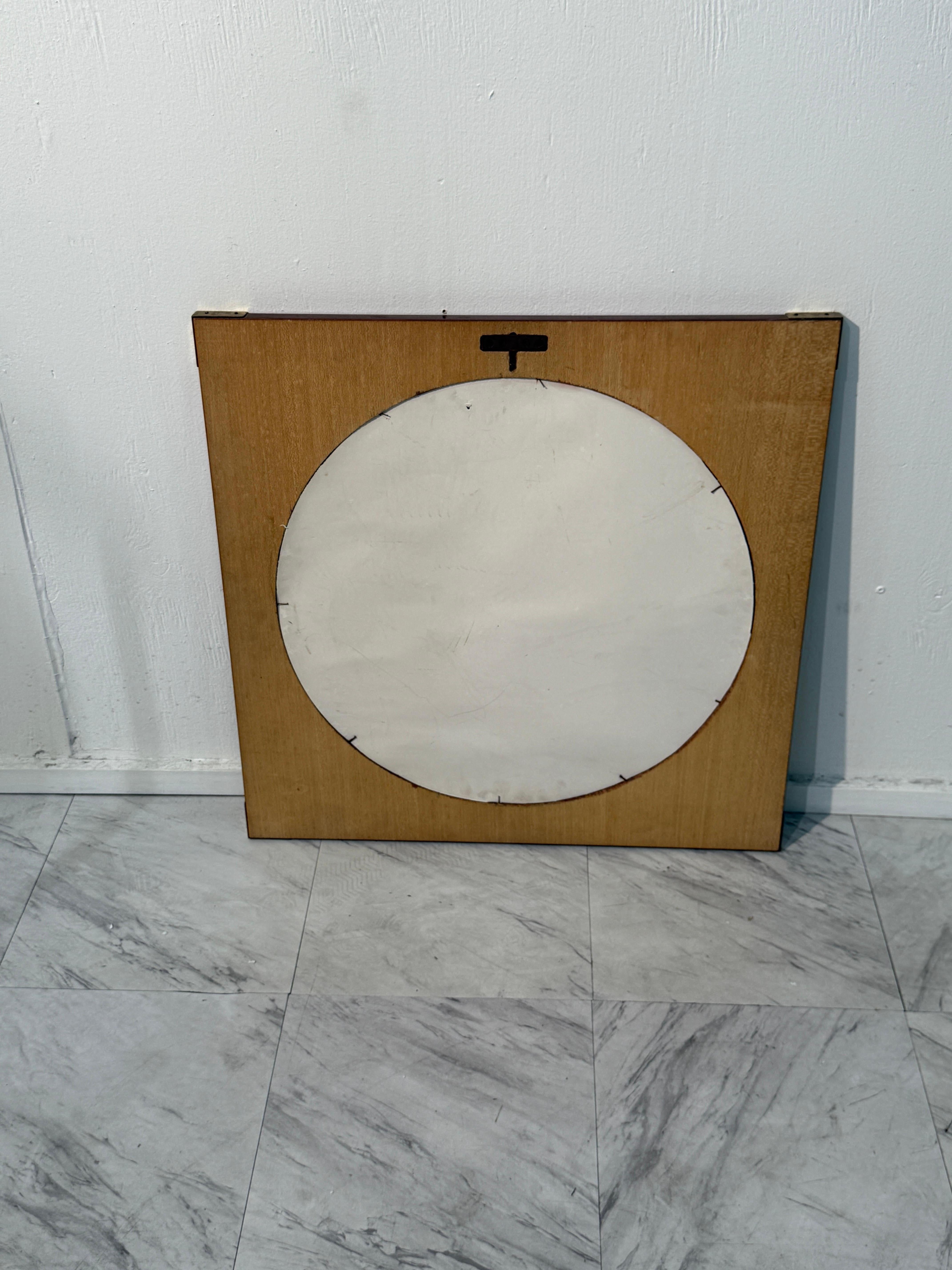 Espejo de pared cuadrado moderno de mediados de siglo con detalles de latón mediados del siglo XX en venta