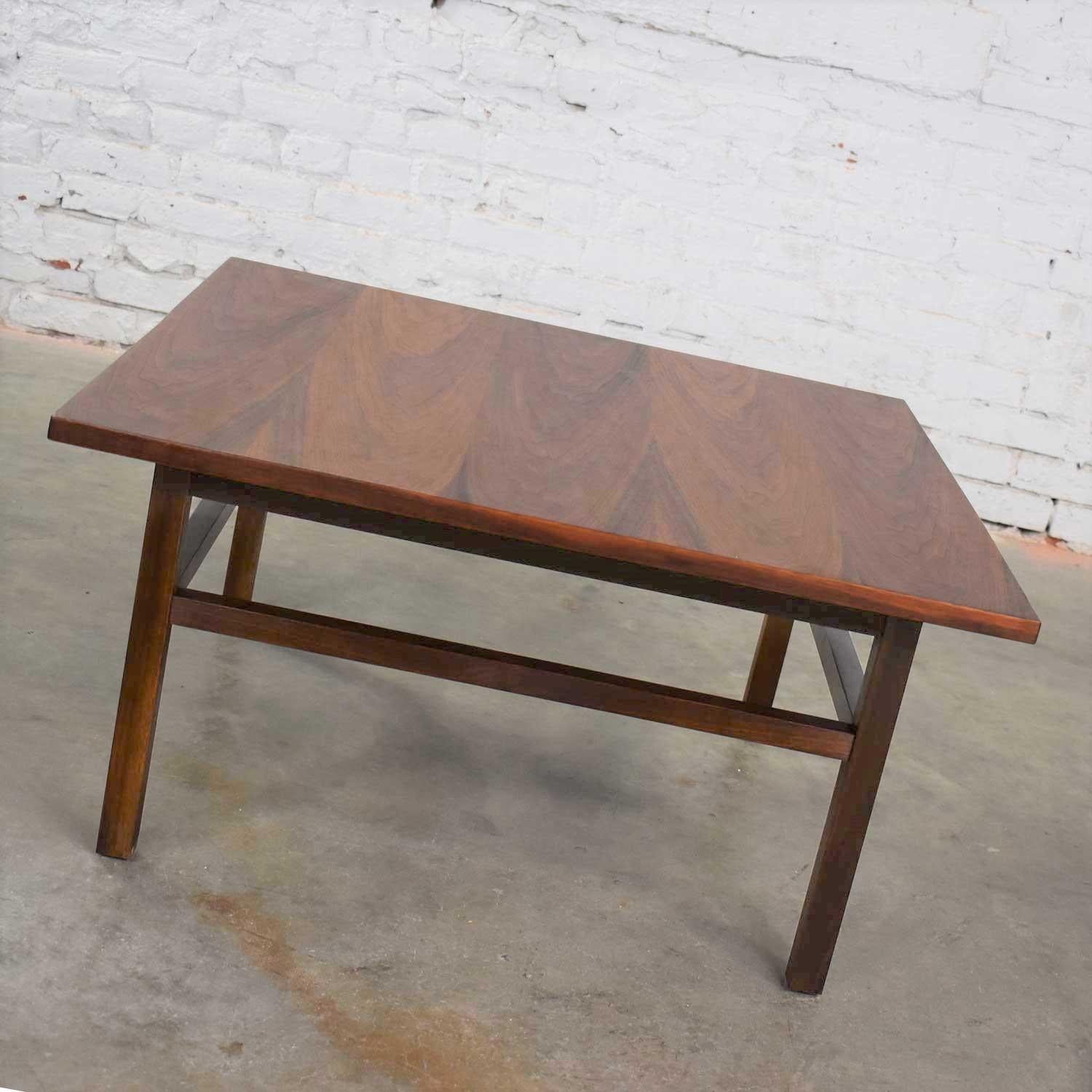 20th Century Mid-Century Modern Square Walnut Cocktail Coffee End Side Table Style Founders