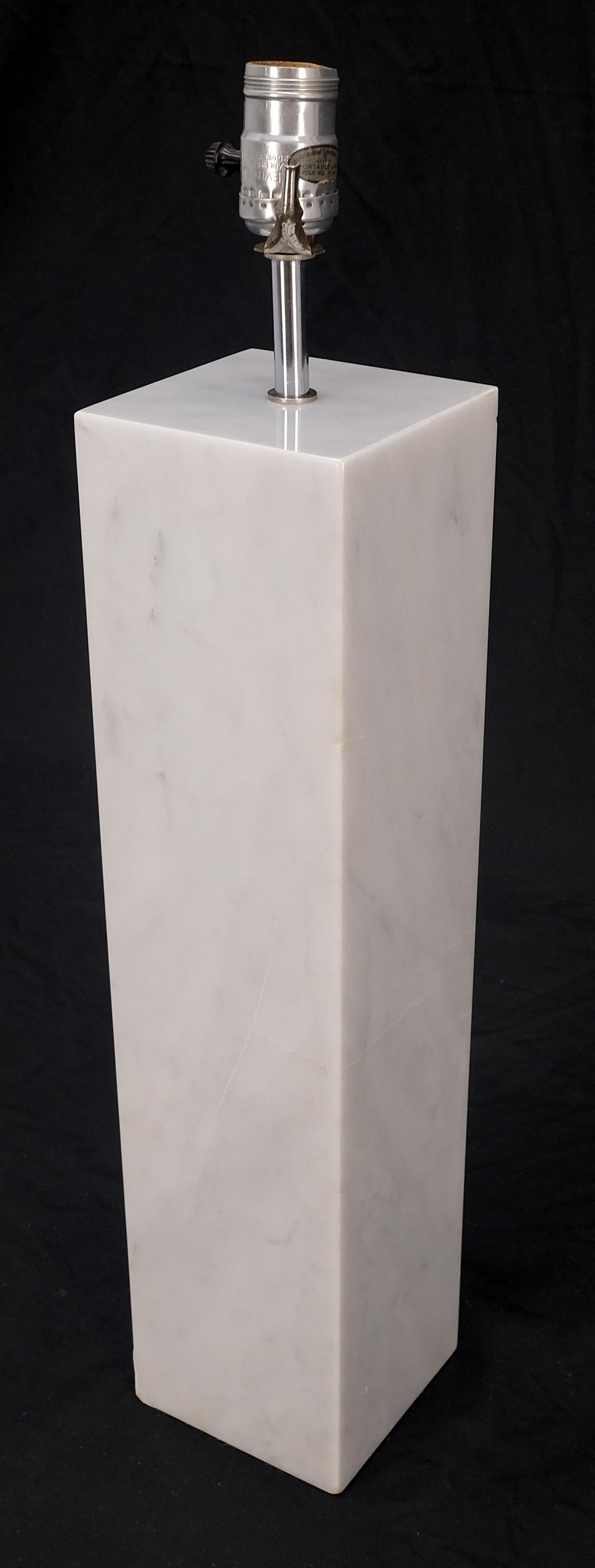 Mid Century Modern Square White Marble Base Gibbing Table Lamp for Hansen MINT! For Sale 5