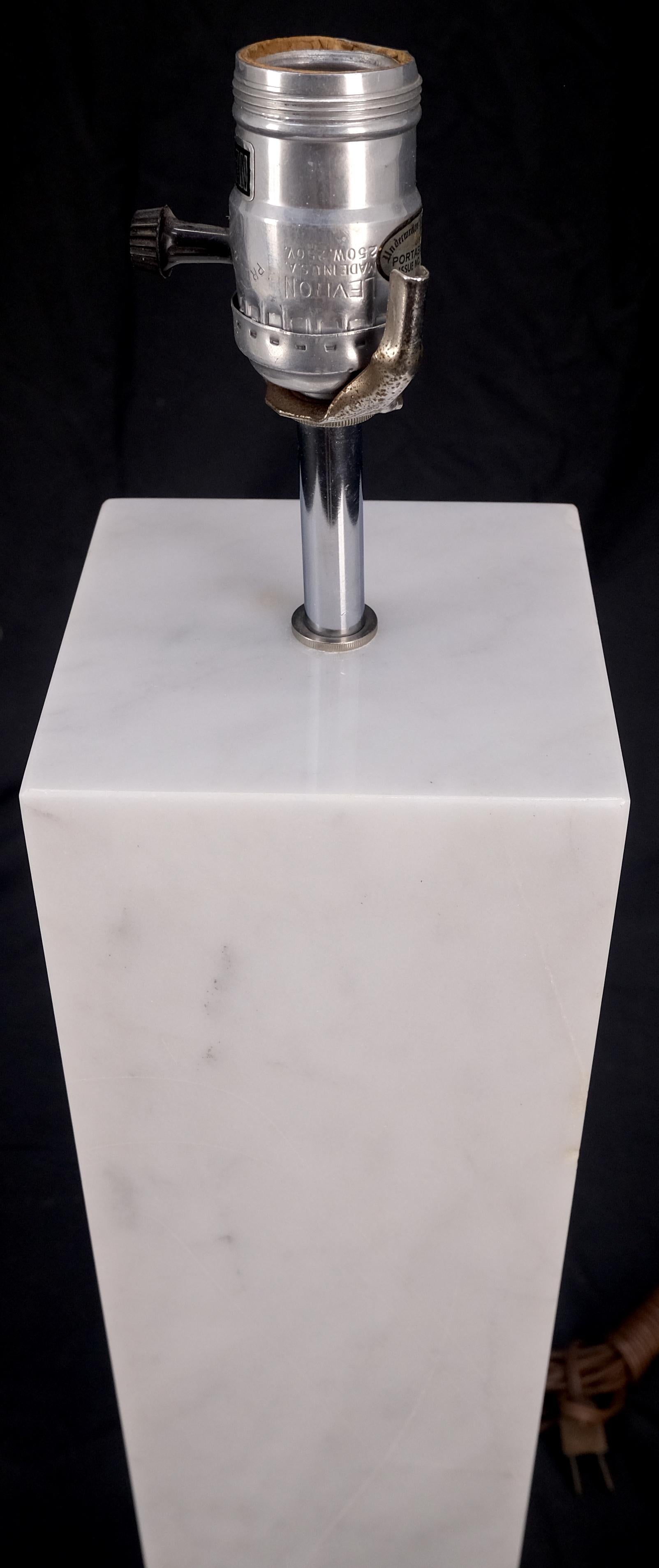Mid Century Modern Square White Marble Base Gibbing Table Lamp for Hansen MINT! For Sale 1