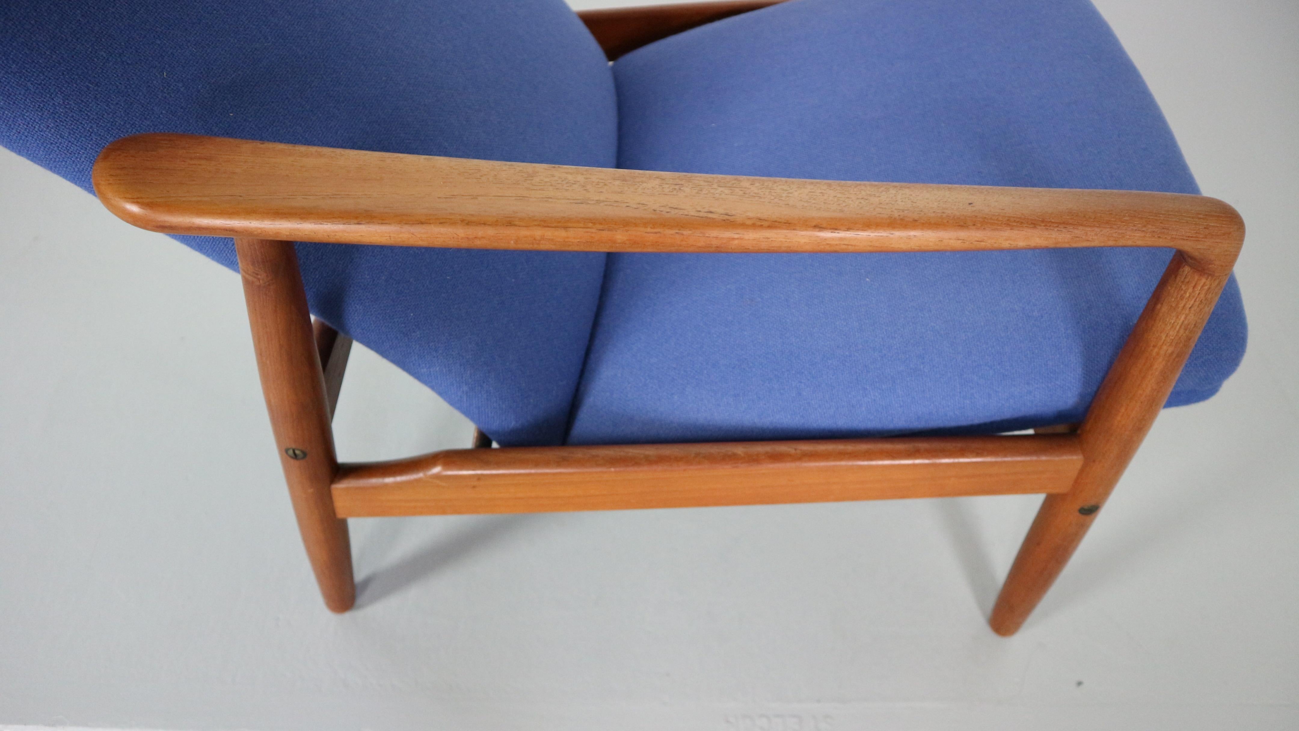 Mid Century Modern Søren Ladefoged Armchair& Ottoman for SL Møbler, 1960 Denmark 7