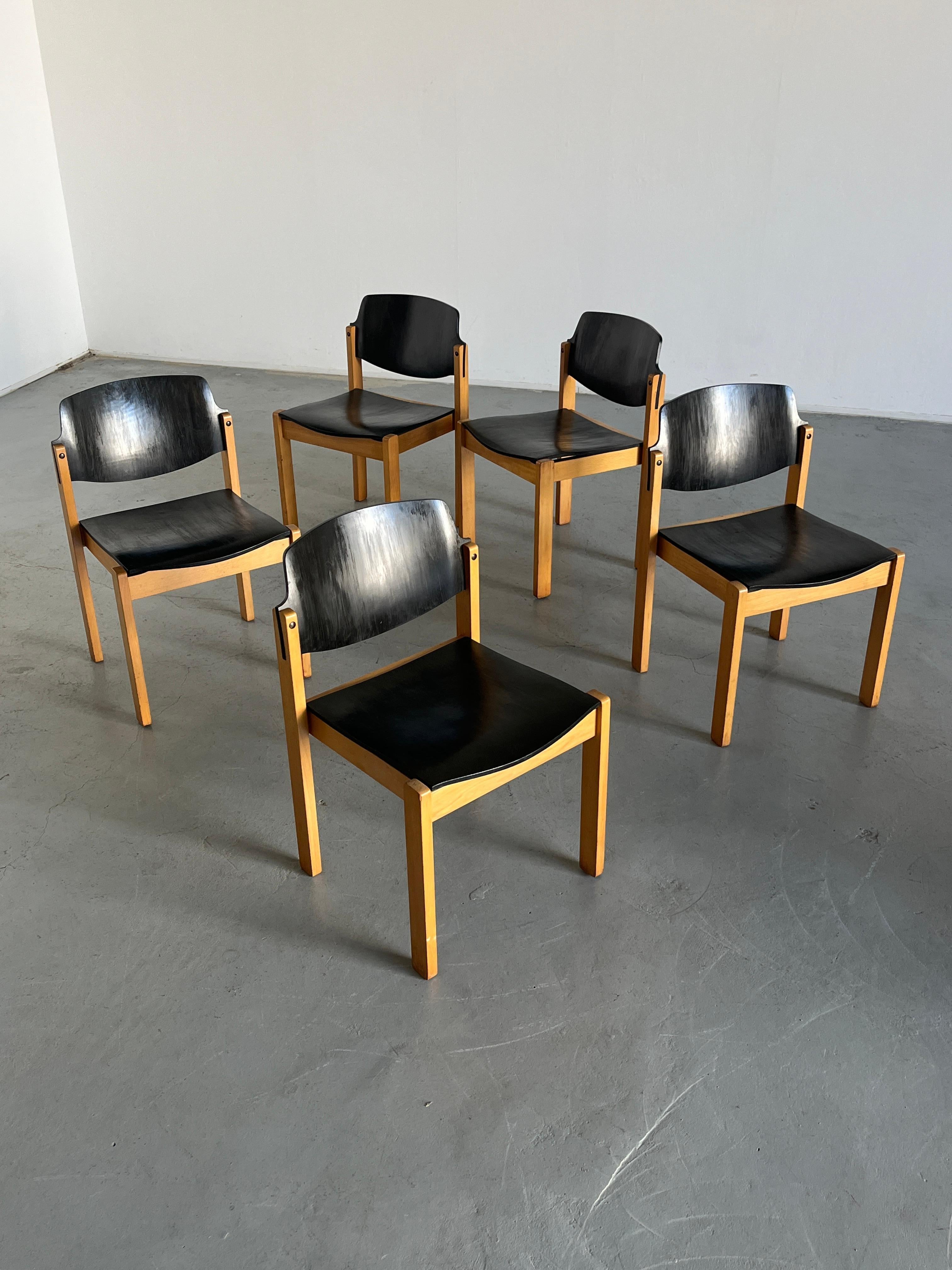 German Mid-Century Modern Stackable Dining Chairs or Visitor Chairs by Kusch + Co, 70s
