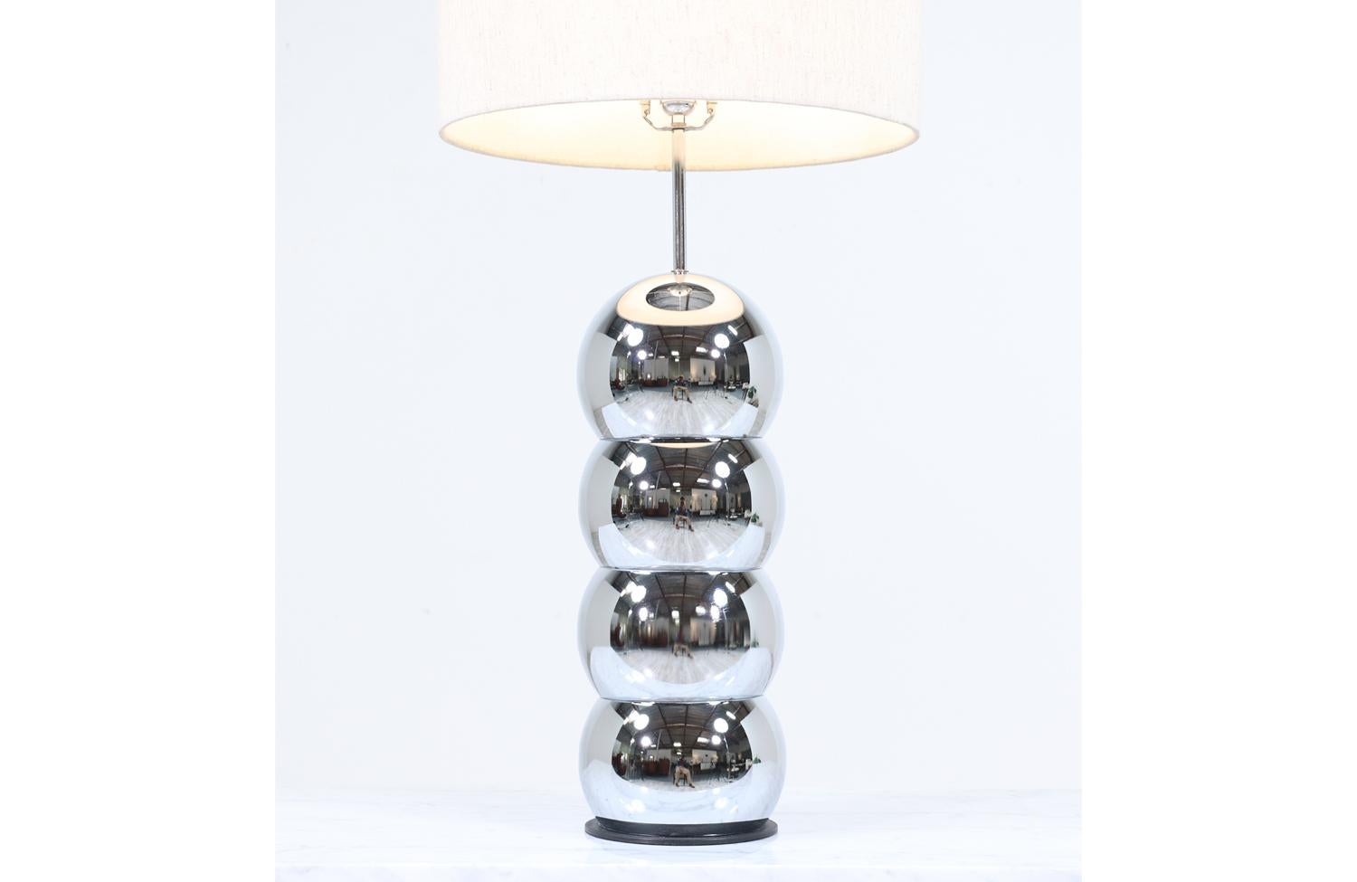 Mid-Century Modern Stacked-Ball Chrome Table Lamp by George Kovacs In Excellent Condition In Los Angeles, CA