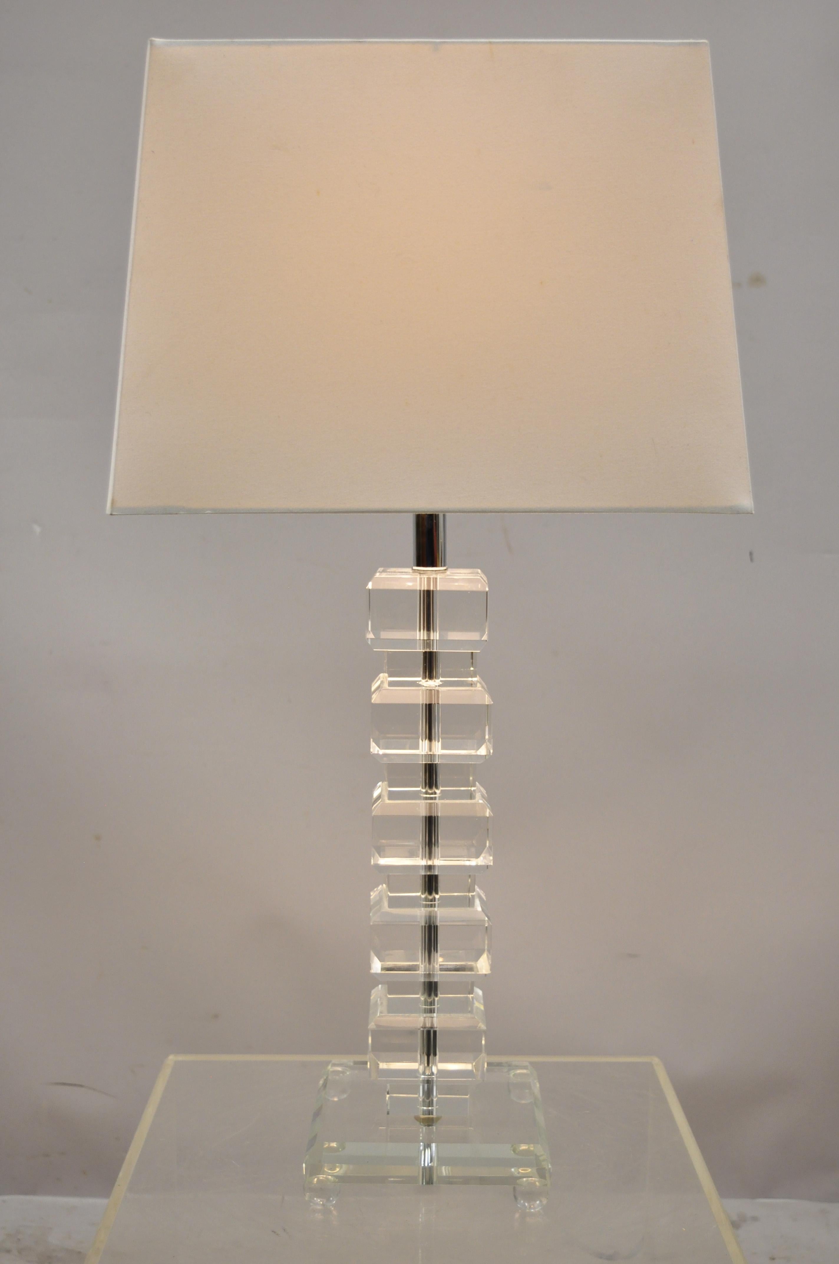 Mid-Century Modern Stacked Lucite Acrylic Ice Cube Column Table Lamp with Shade For Sale 2
