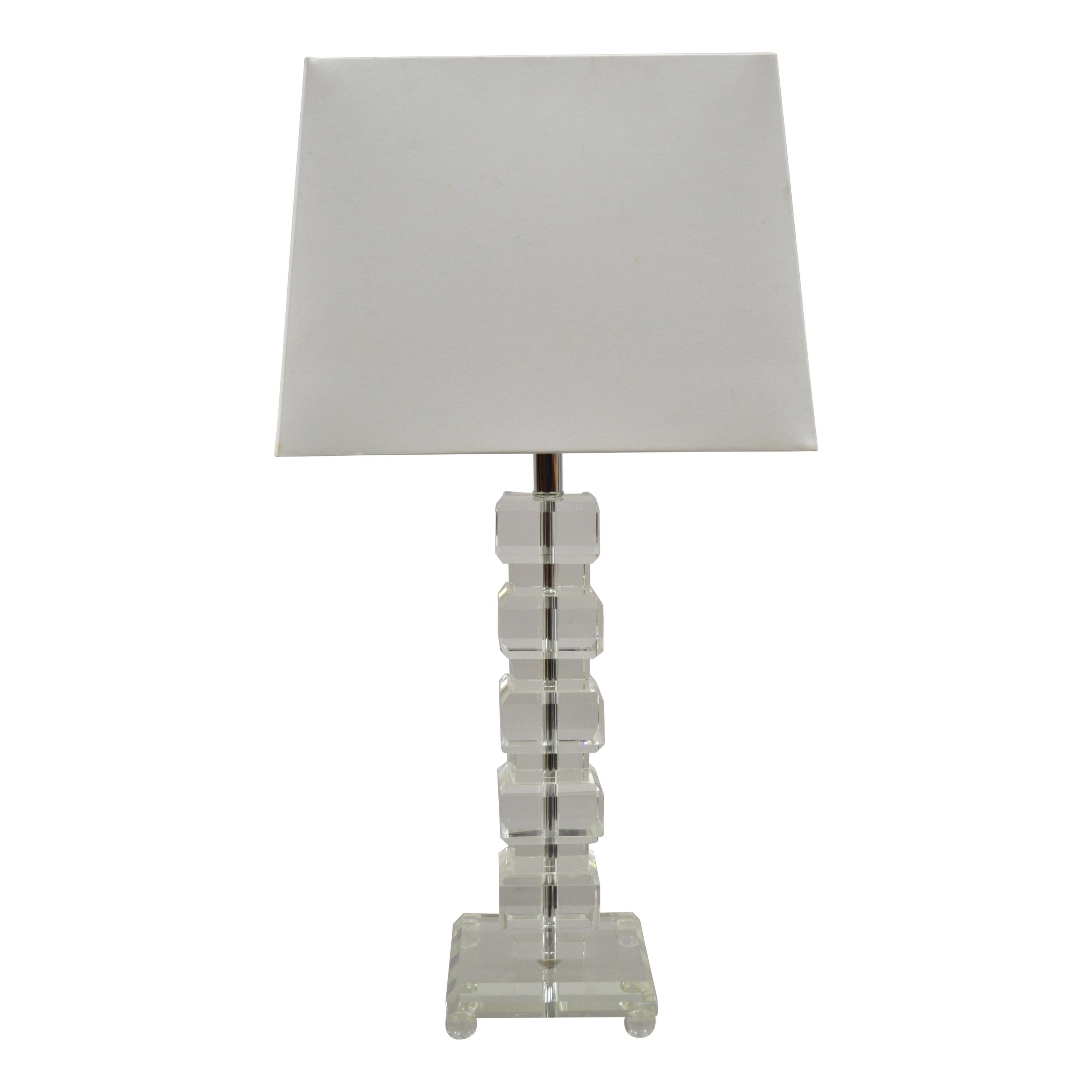 Mid-Century Modern Stacked Lucite Acrylic Ice Cube Column Table Lamp with Shade For Sale