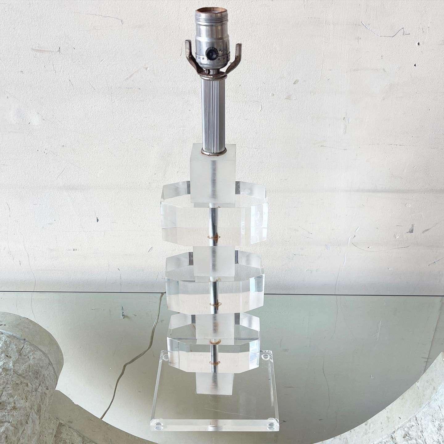 American Mid Century Modern Stacked Lucite Table Lamp For Sale