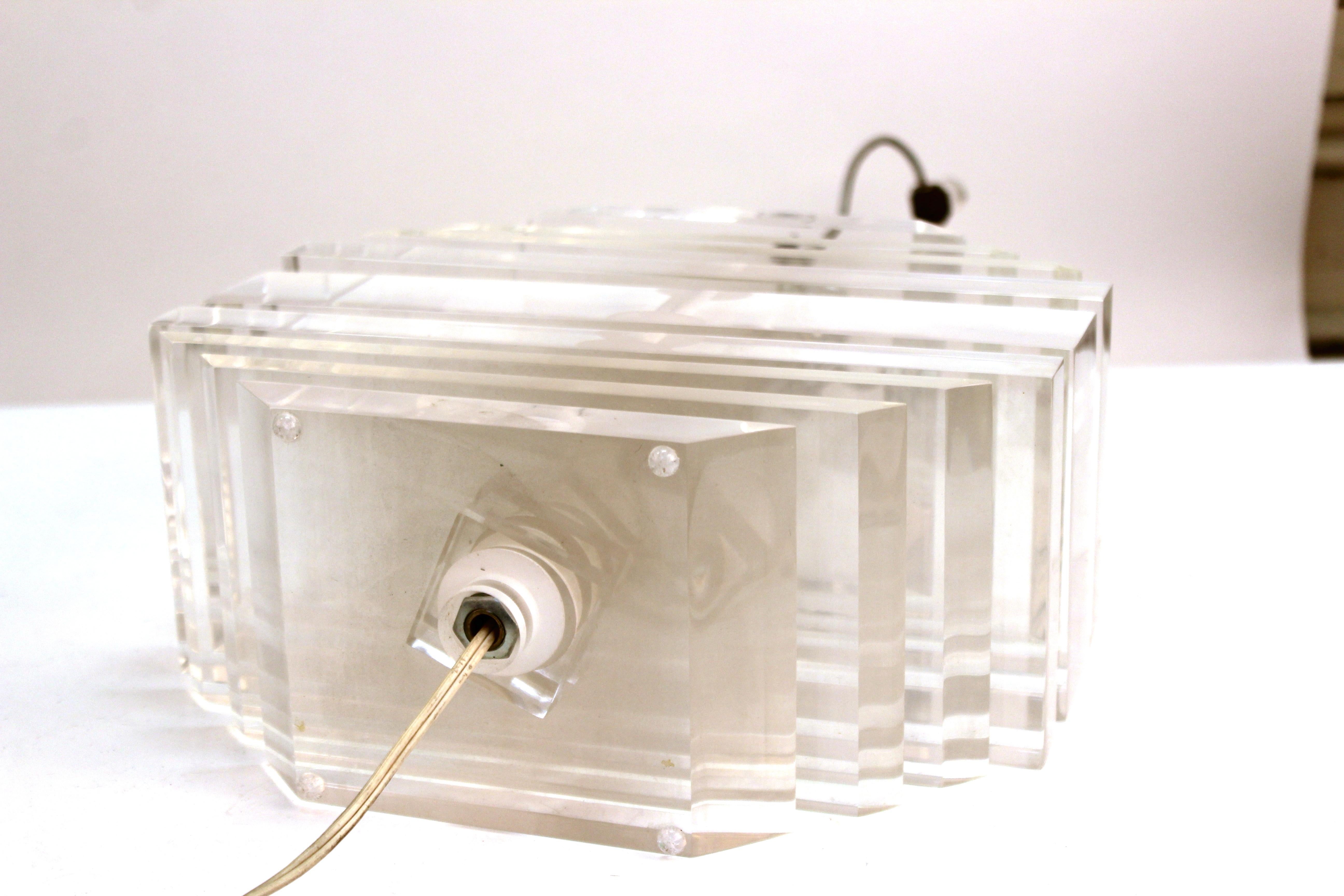 Mid-Century Modern Stacked Lucite Table Lamp in Karl Springer Style 5