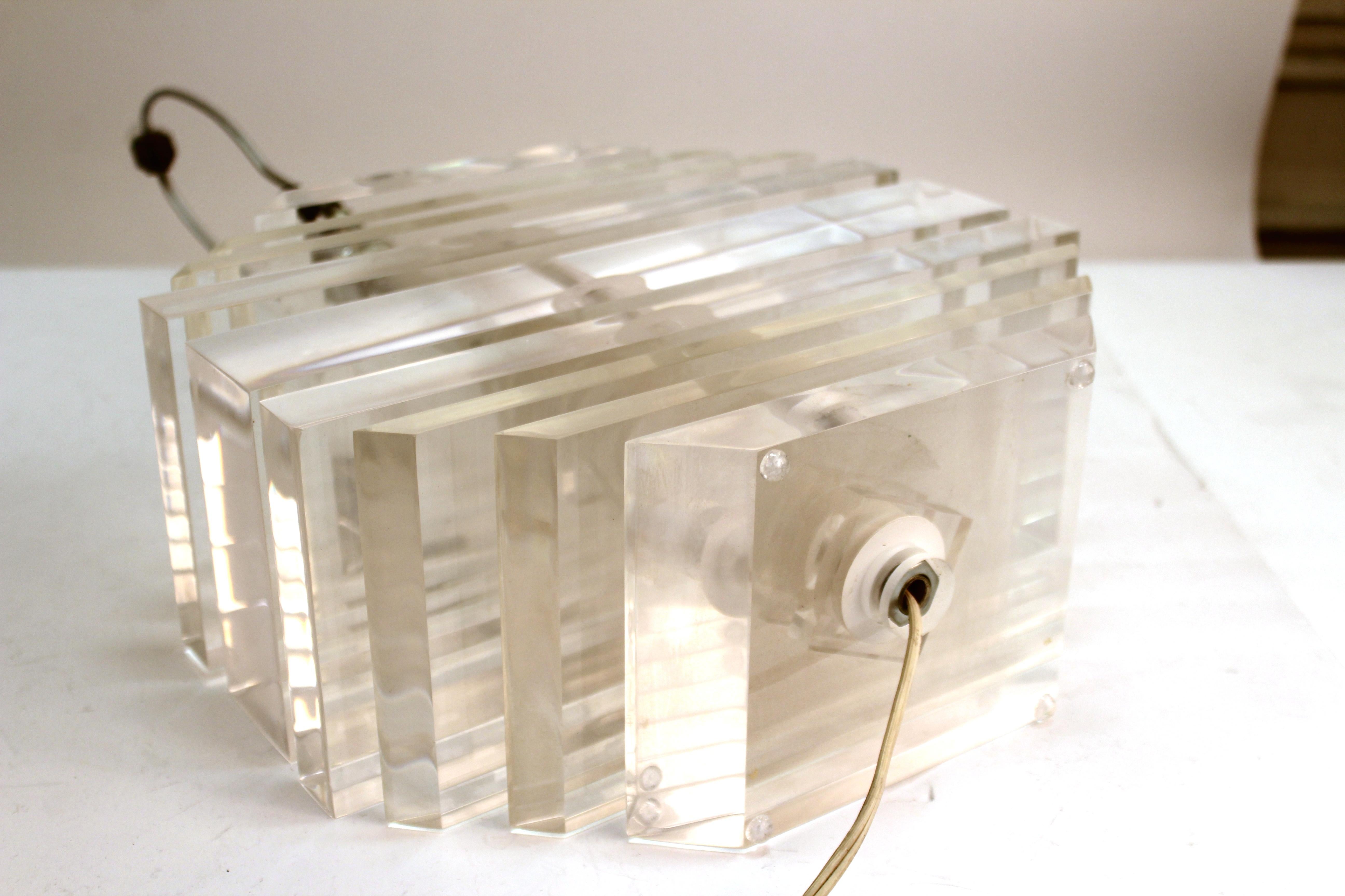 Mid-Century Modern Stacked Lucite Table Lamp in Karl Springer Style 6