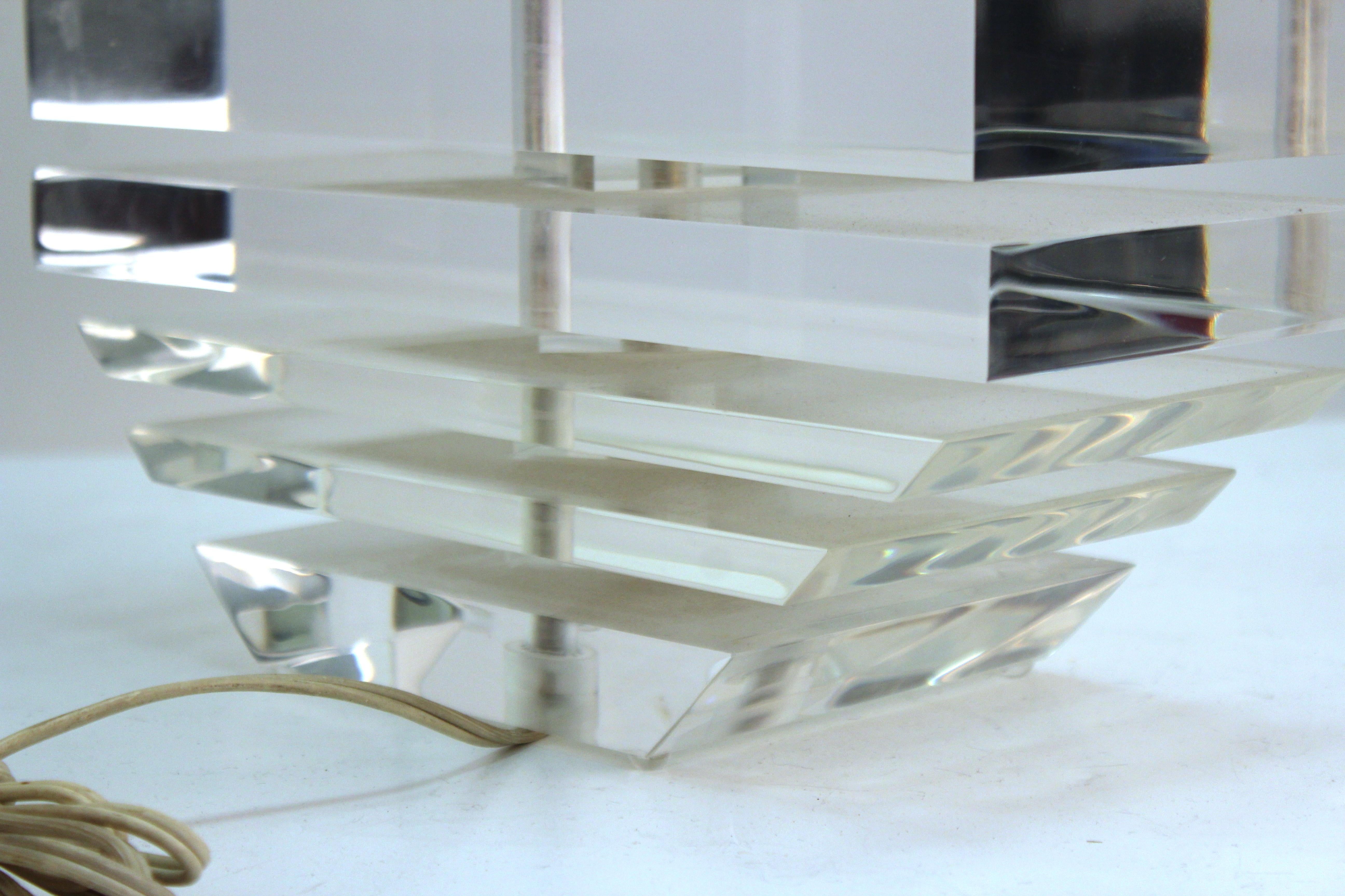 Mid-Century Modern Stacked Lucite Table Lamp in Karl Springer Style 1