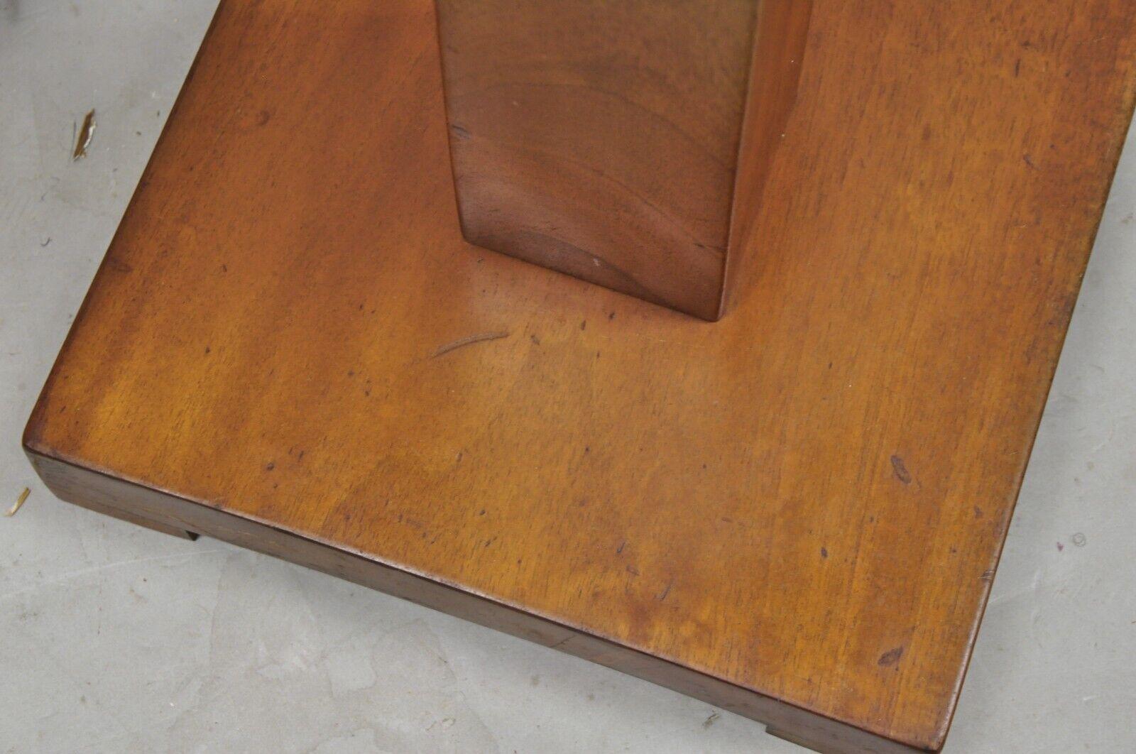Mid-Century Modern Stacked Teak Wood Cube Modernist Pole Floor Lamps, a Pair 4