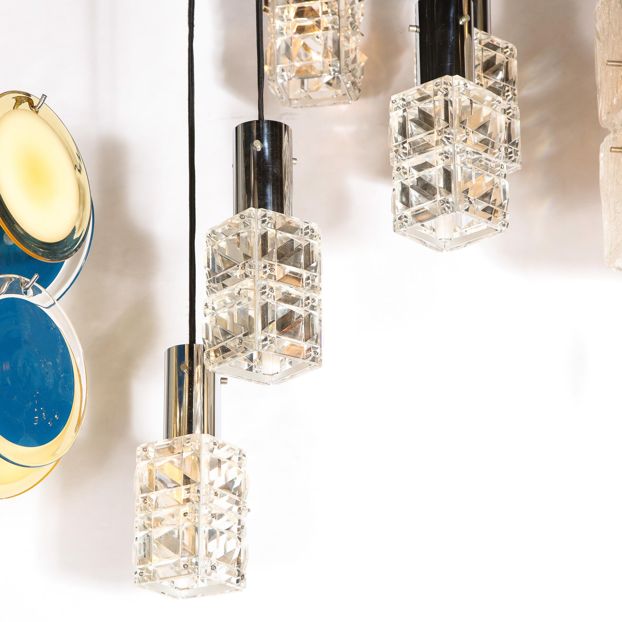 Mid-Century Modern-Kronleuchter aus verchromtem und facettiertem Glas von Kinkeldey (Mitte des 20. Jahrhunderts) im Angebot
