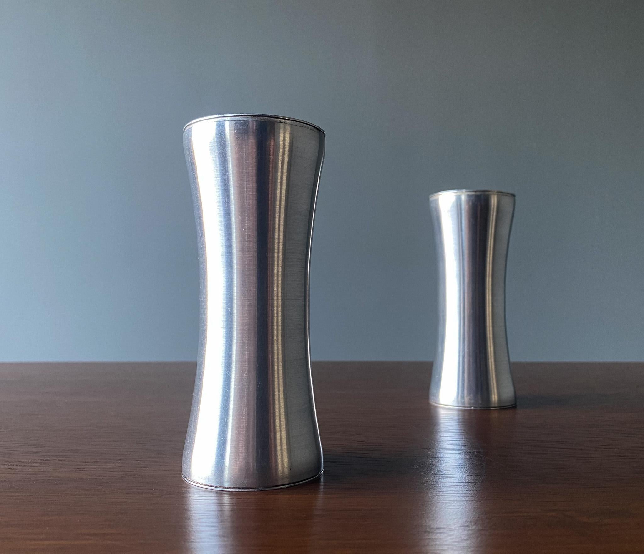 American Mid Century Modern Stainless Steel Salt & Pepper Shakers Set, USA, 1950's