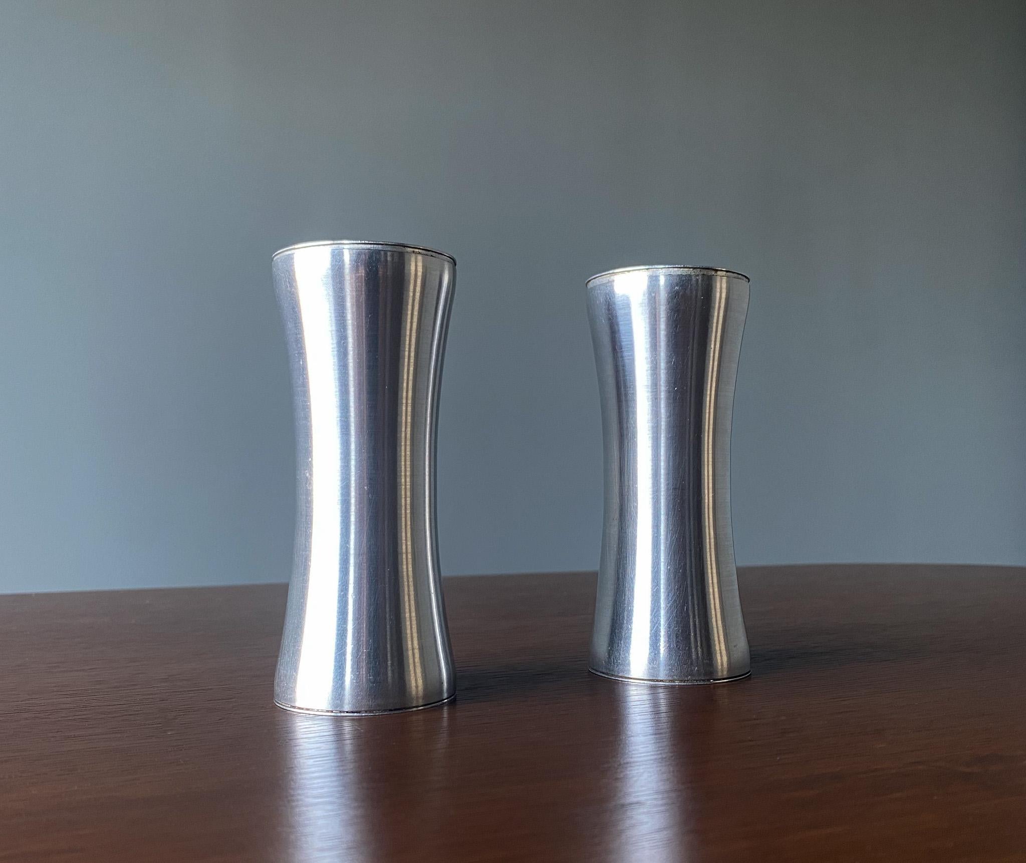 Mid Century Modern Stainless Steel Salt & Pepper Shakers Set, USA, 1950's 2