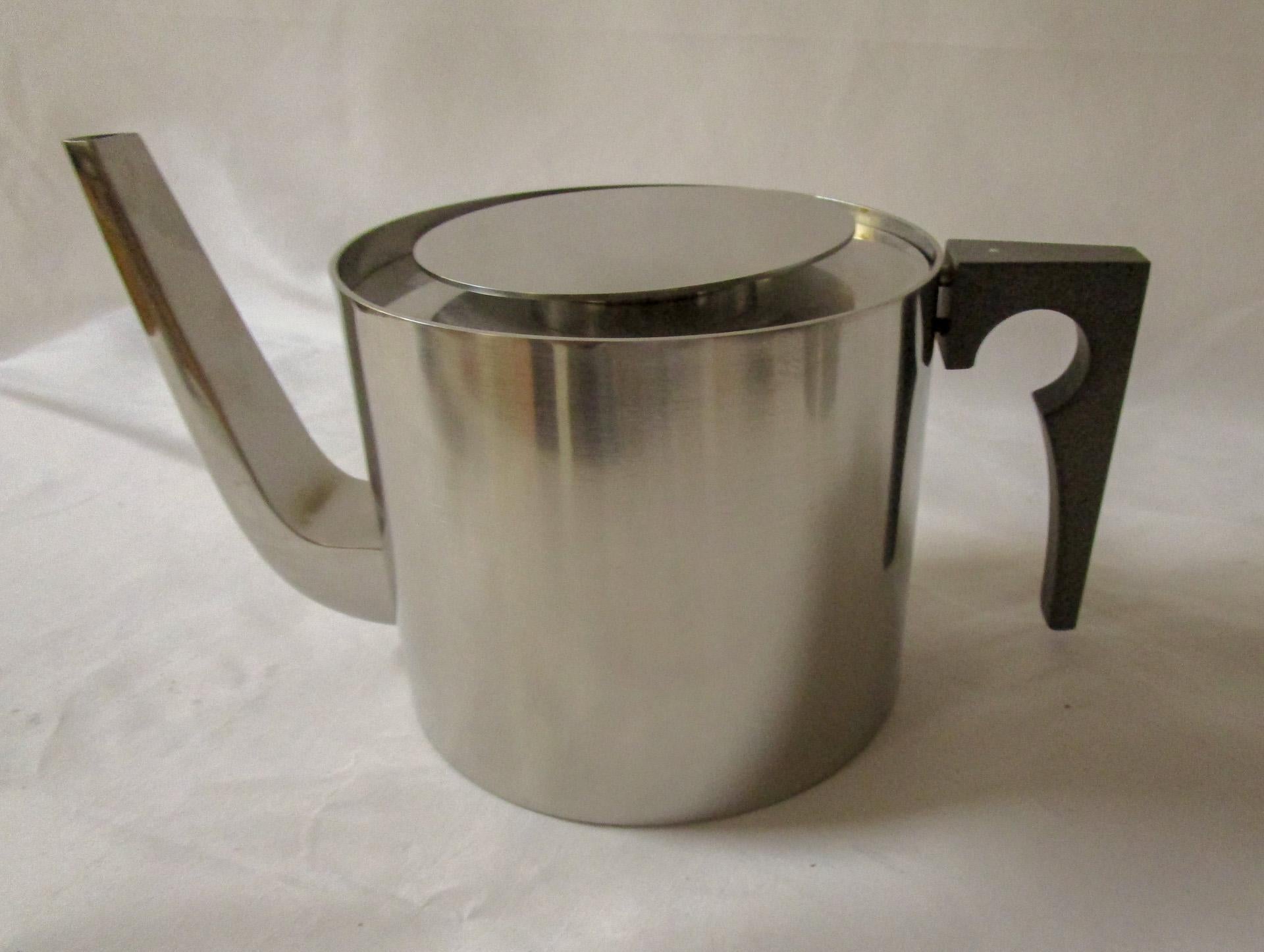 Danish Mid-Century Modern Stainless Steel Tea Service by Arne Jacobsen for Stelton For Sale