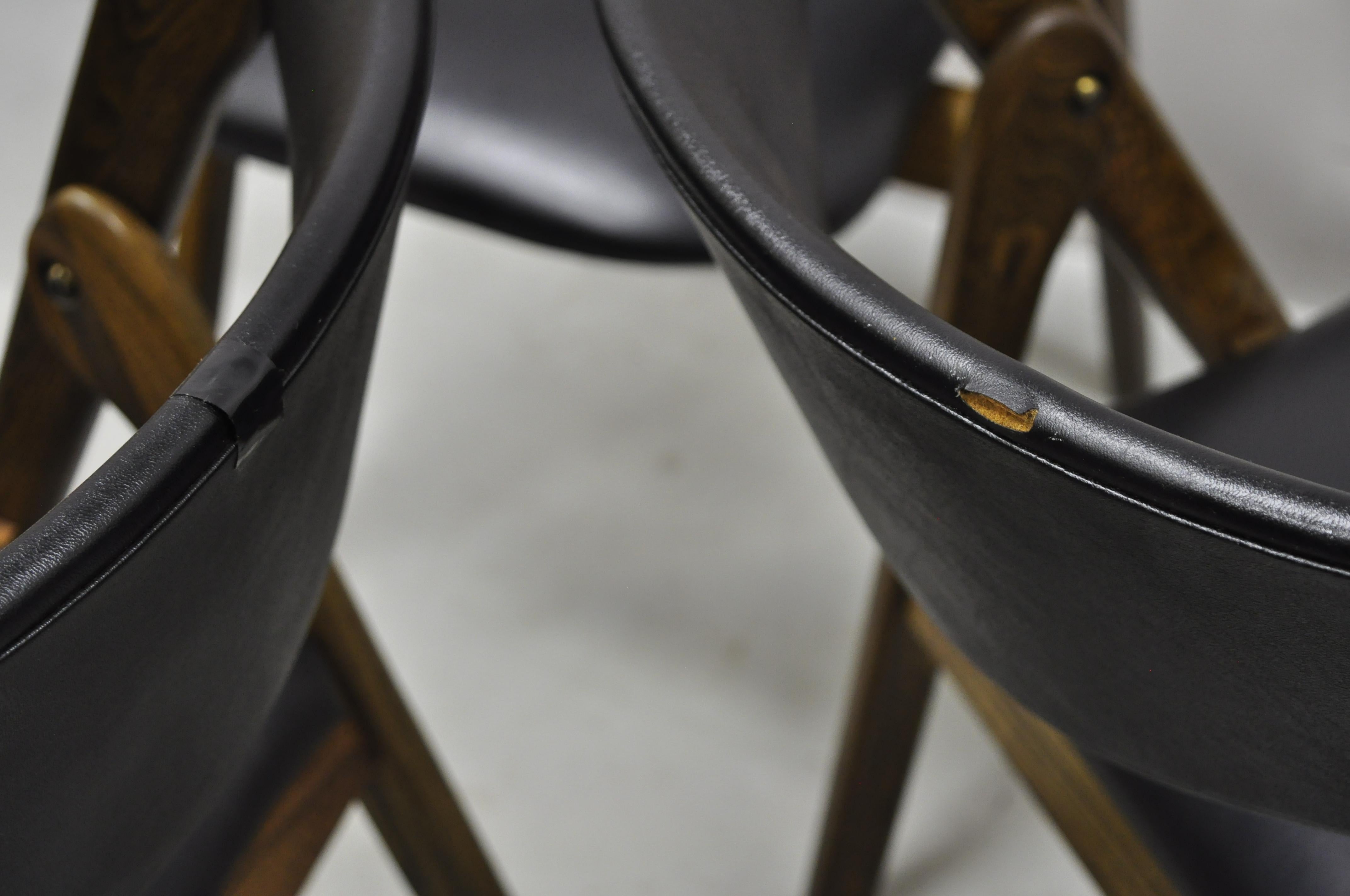 Mid-Century Modern Stakmore Black Folding Chairs Card Dining Chair, Set of 4 2