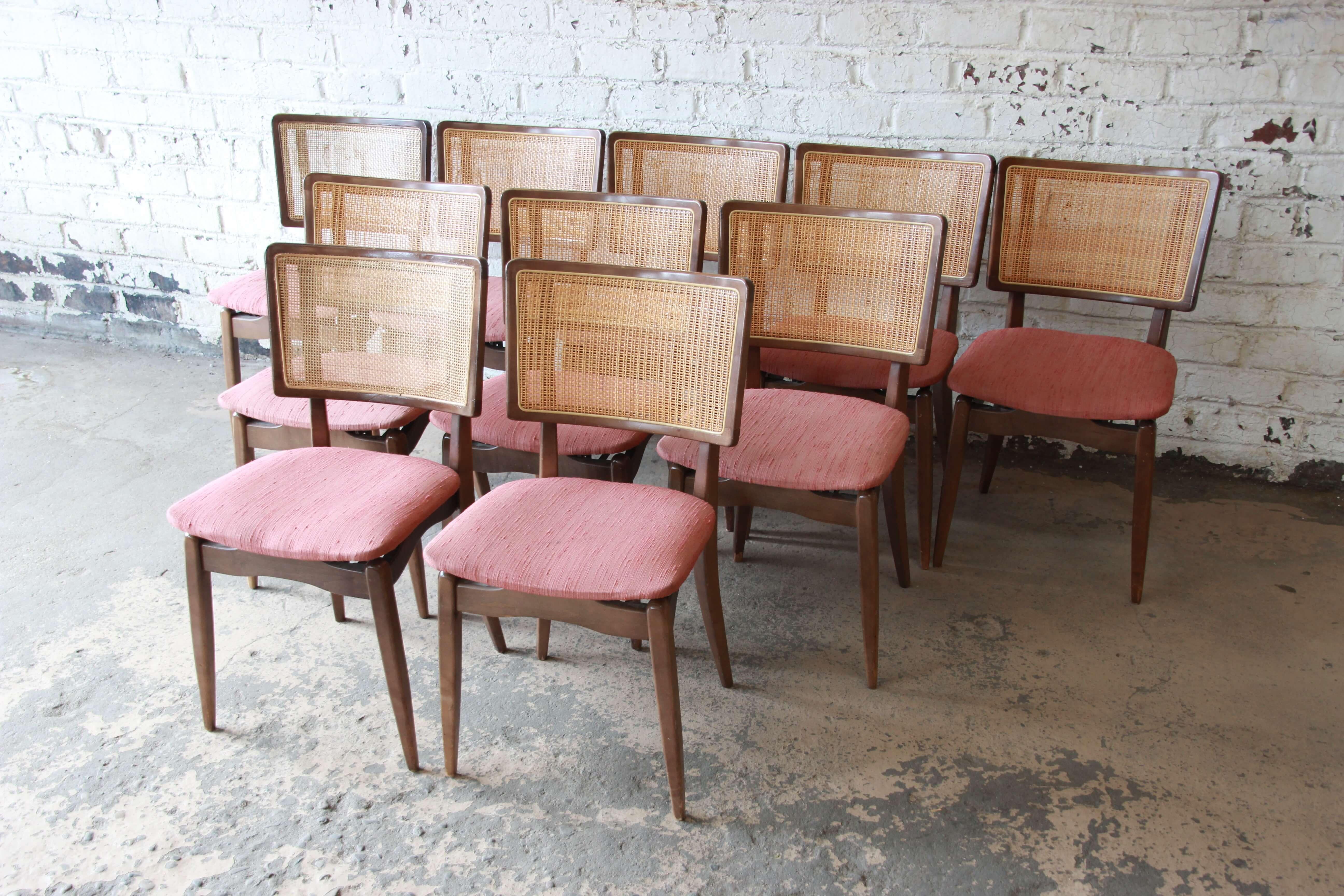 stakmore folding chairs vintage