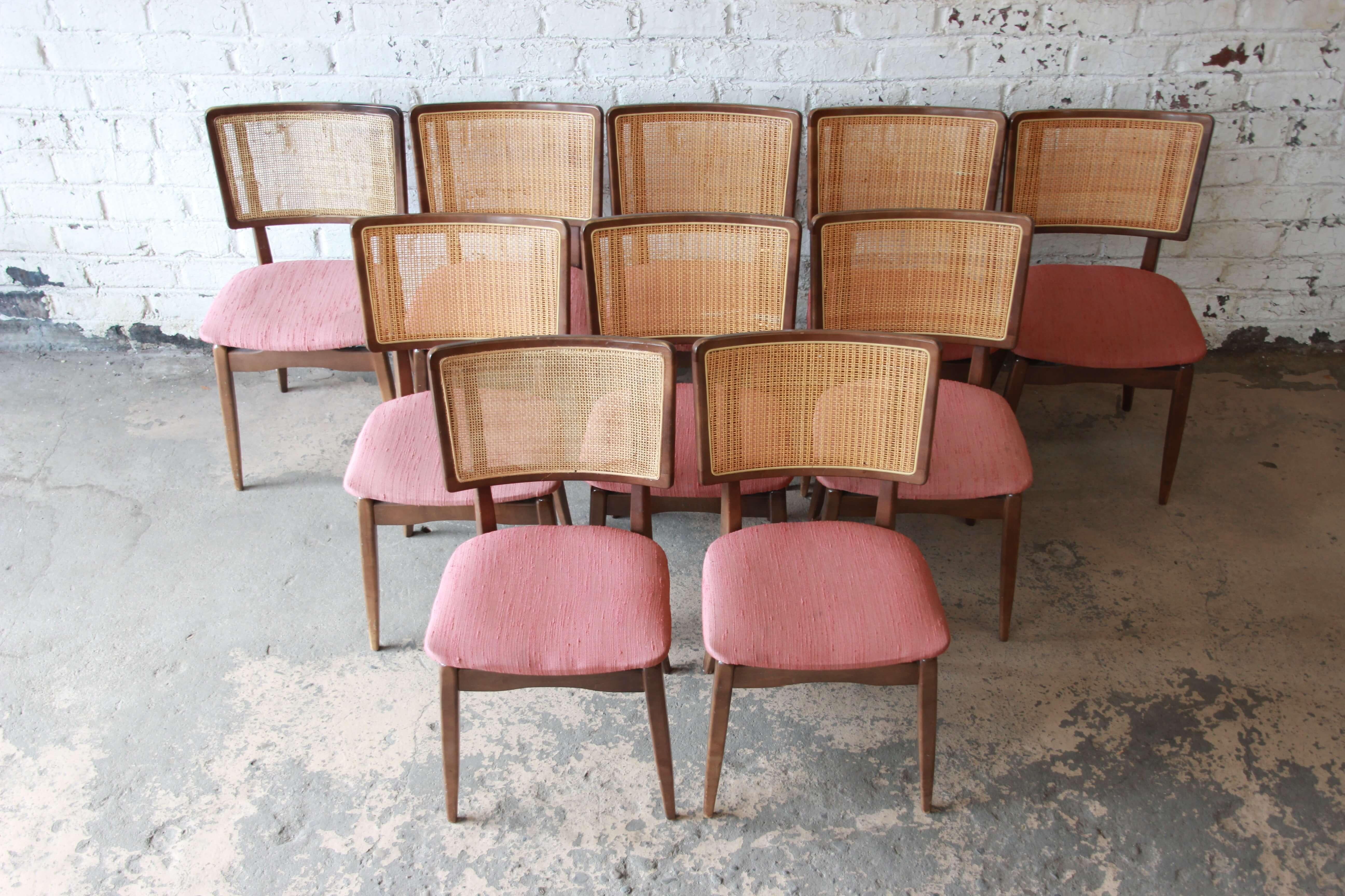 stakmore folding chairs vintage