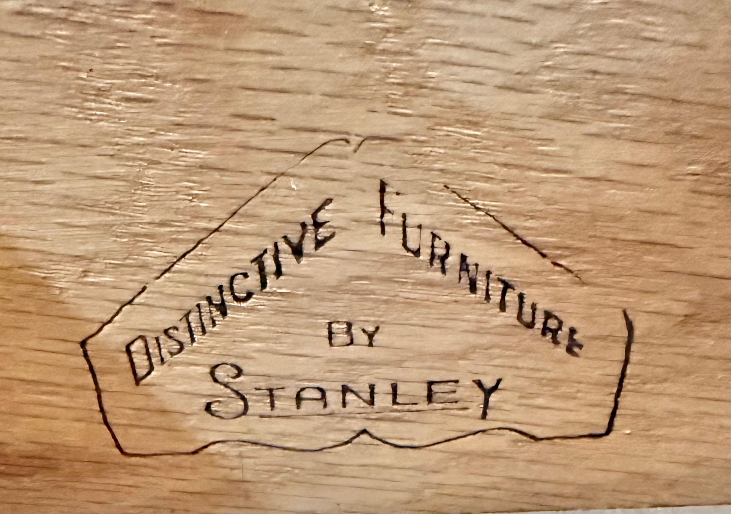 Comodini in legno di noce Stanley - Set di 2 in vendita 3