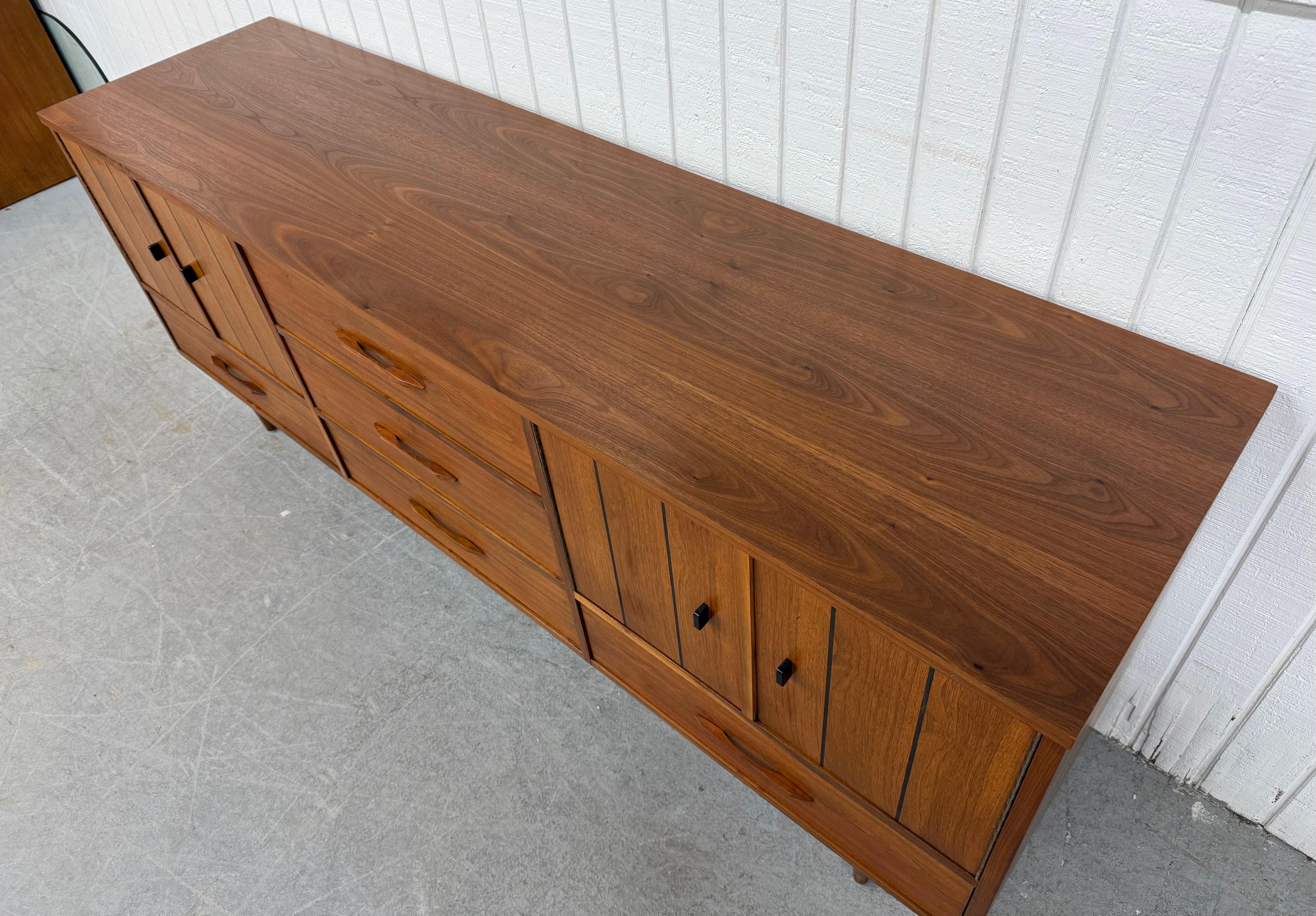 Mid-Century Modern Stanley Walnut Sideboard 1