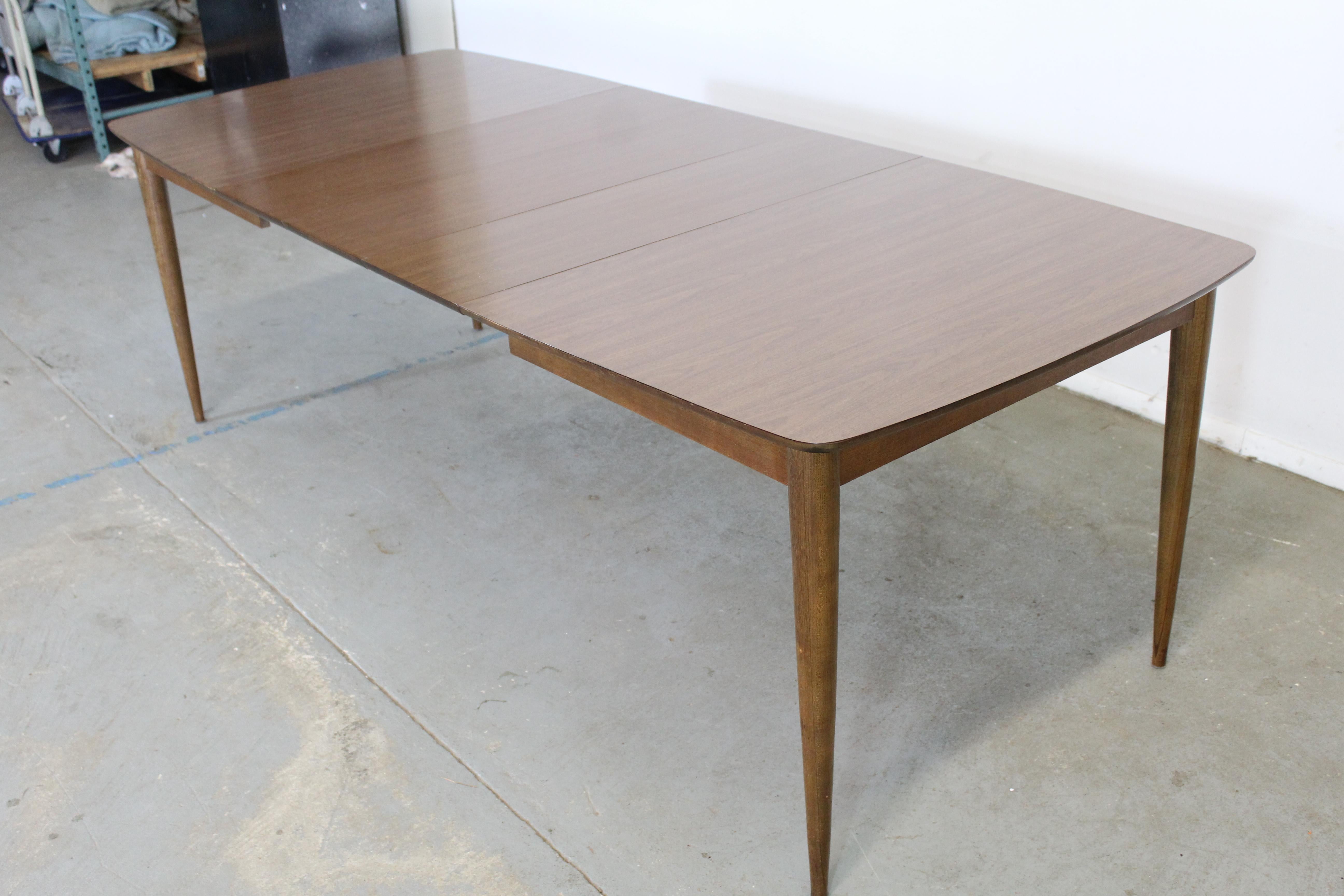 Mid-Century Modern Stanley Walnut Surfboard Dining Table W 3 Extensions In Fair Condition In Wilmington, DE