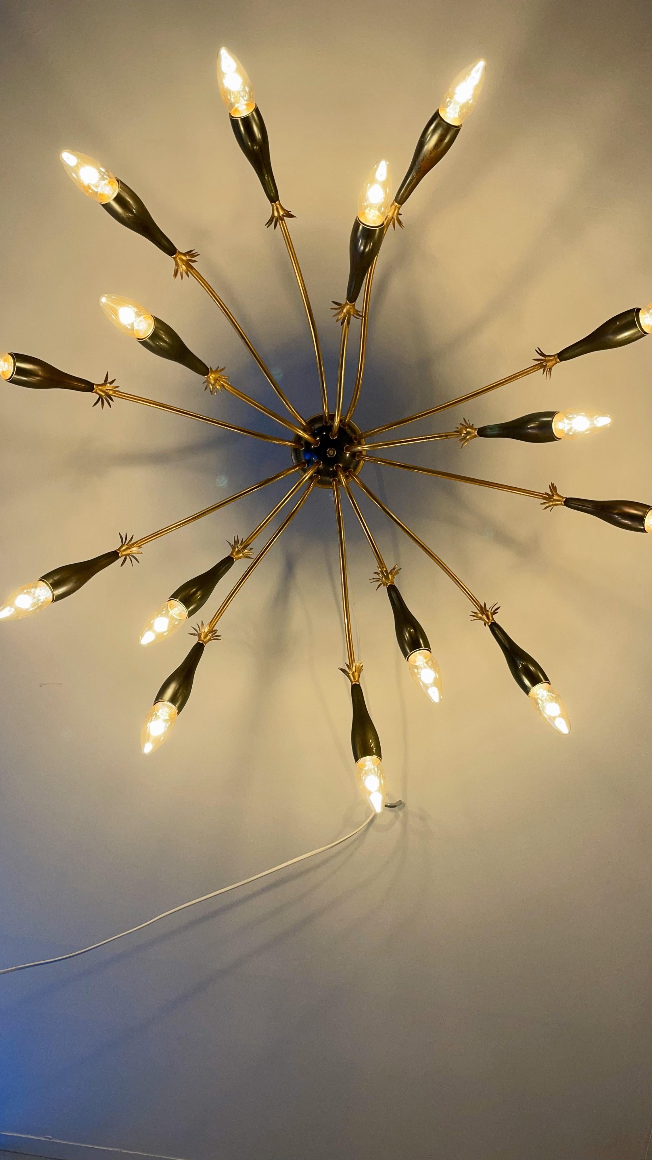 Lampada da soffitto Starburst moderna di metà secolo in vendita 5