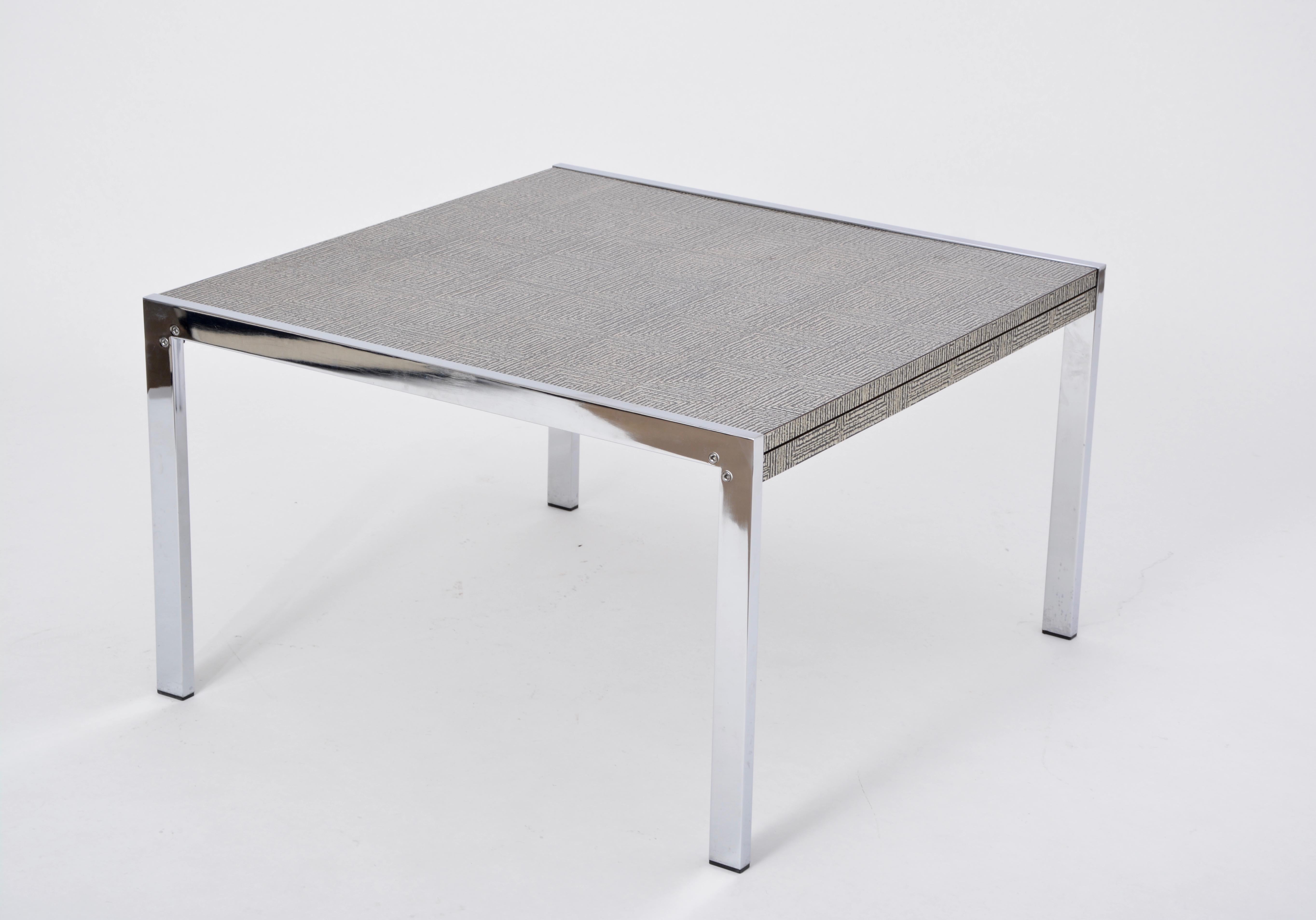 Polychromed Mid-Century Modern Steel and Aluminium Coffee Table with Graphic Meander Pattern For Sale