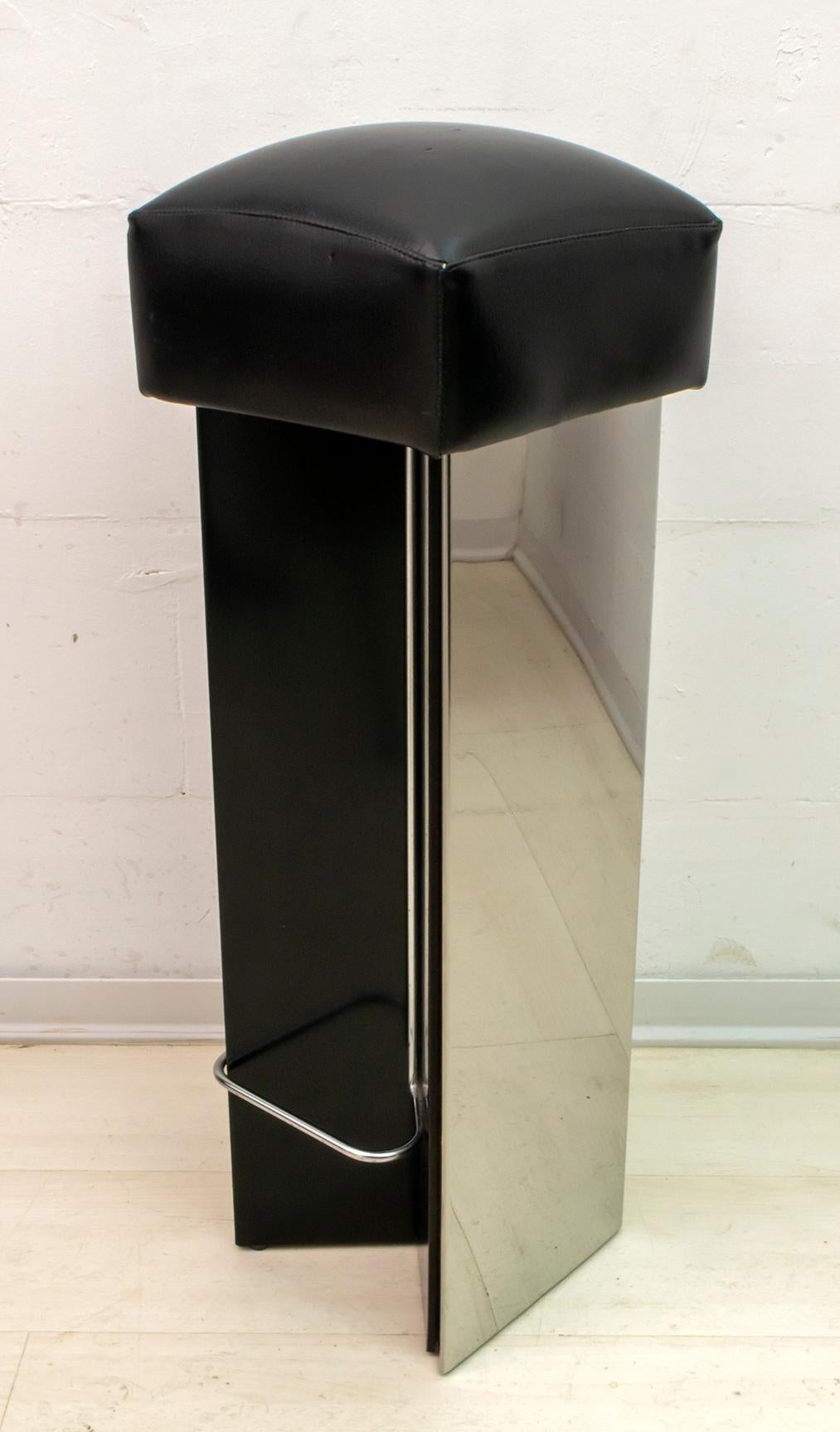 Mid-Century Modern Steel and Mirrors Bar Cabinet, 1970s 9
